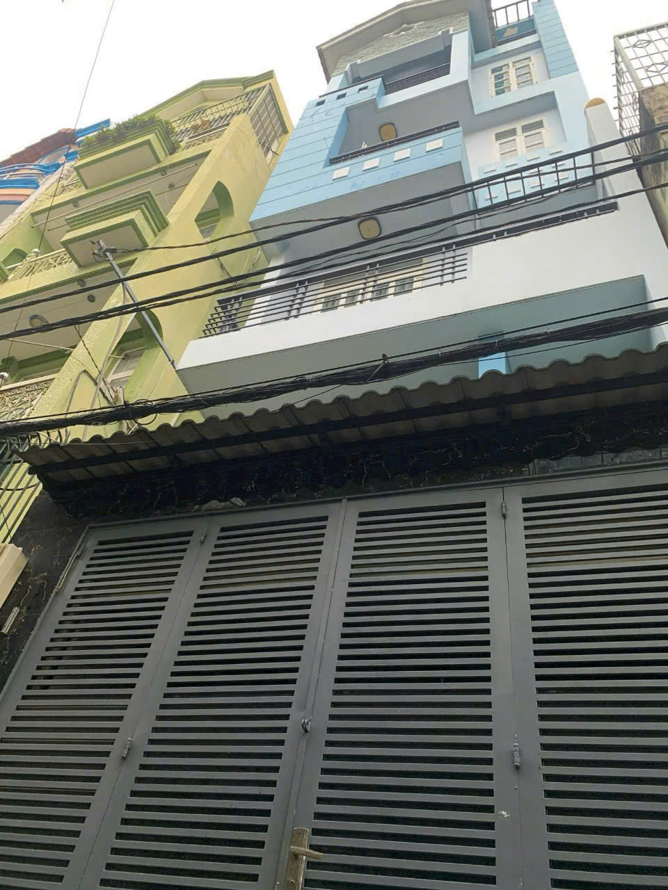 Cho thuê nhà Thích Quảng Đức, P5,5x12m,trệt,4 lầu,4pn,5wc,2xtr,TL