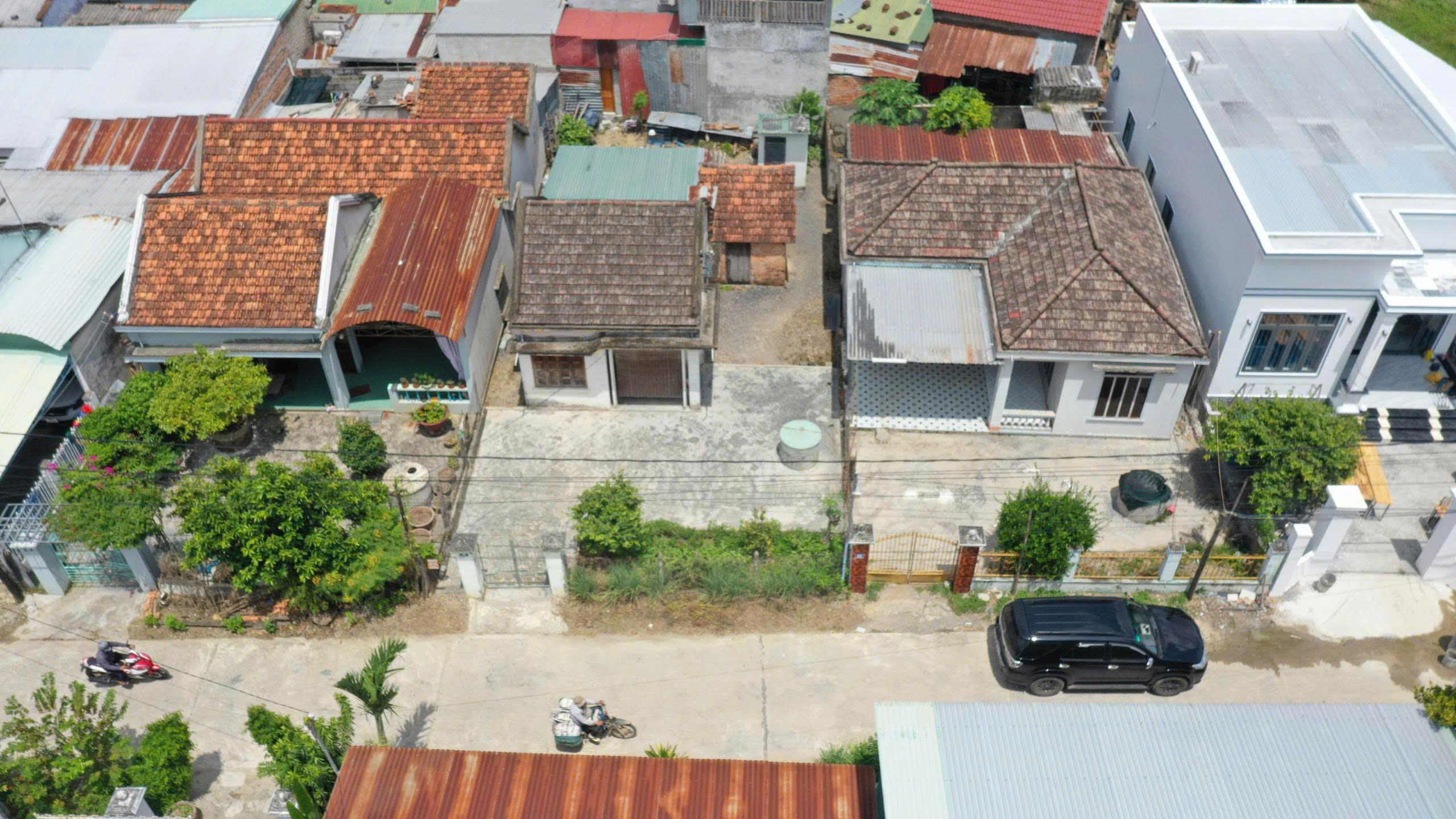 220m2