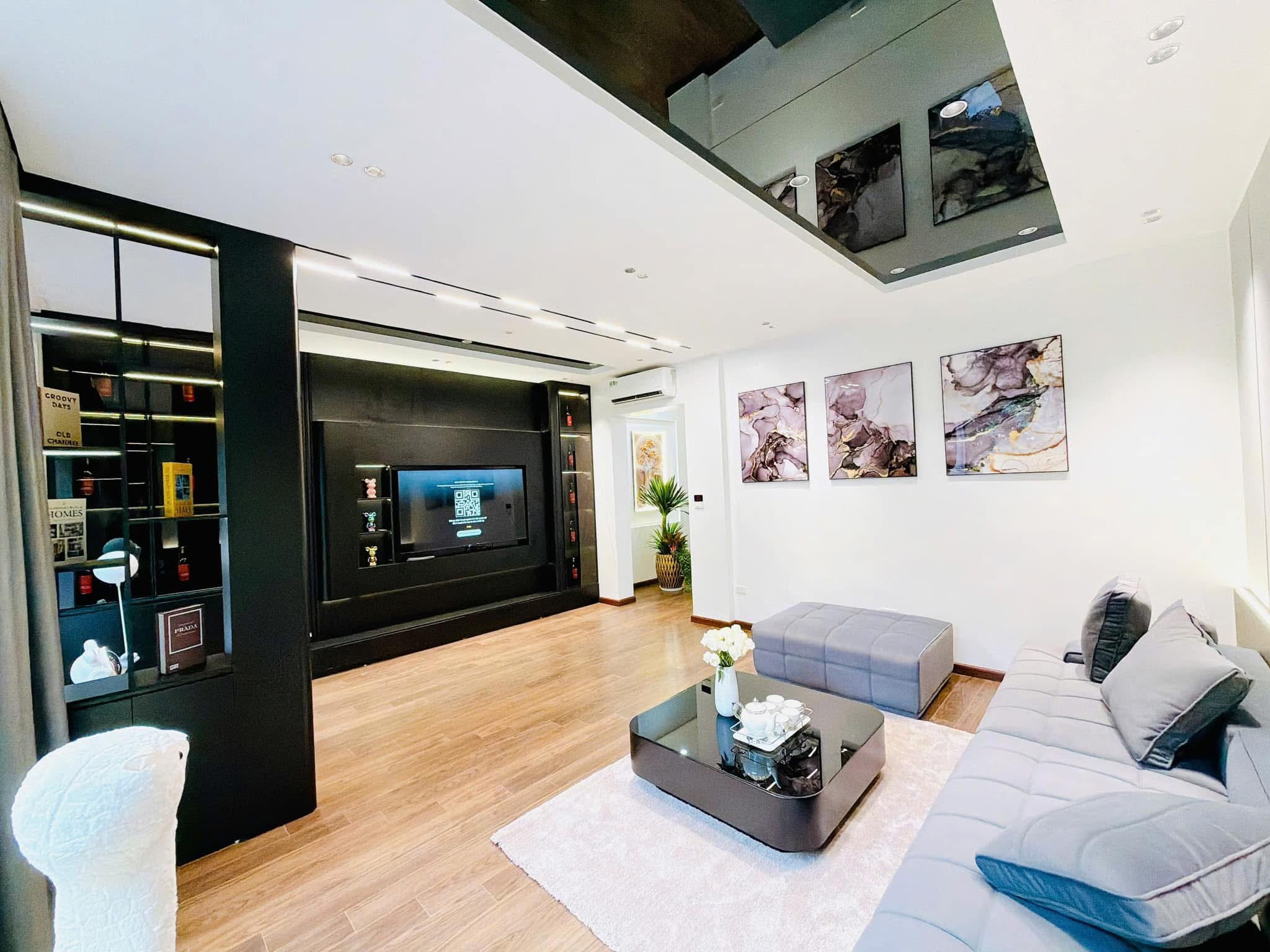 NHÀ ĐẸP, DT 72M, 9 TẦNG, THANG MÁY, THÔNG SÀN ,GARA Ô TÔ, KINH DOANH PHỐ VŨ PHẠM HÀM.