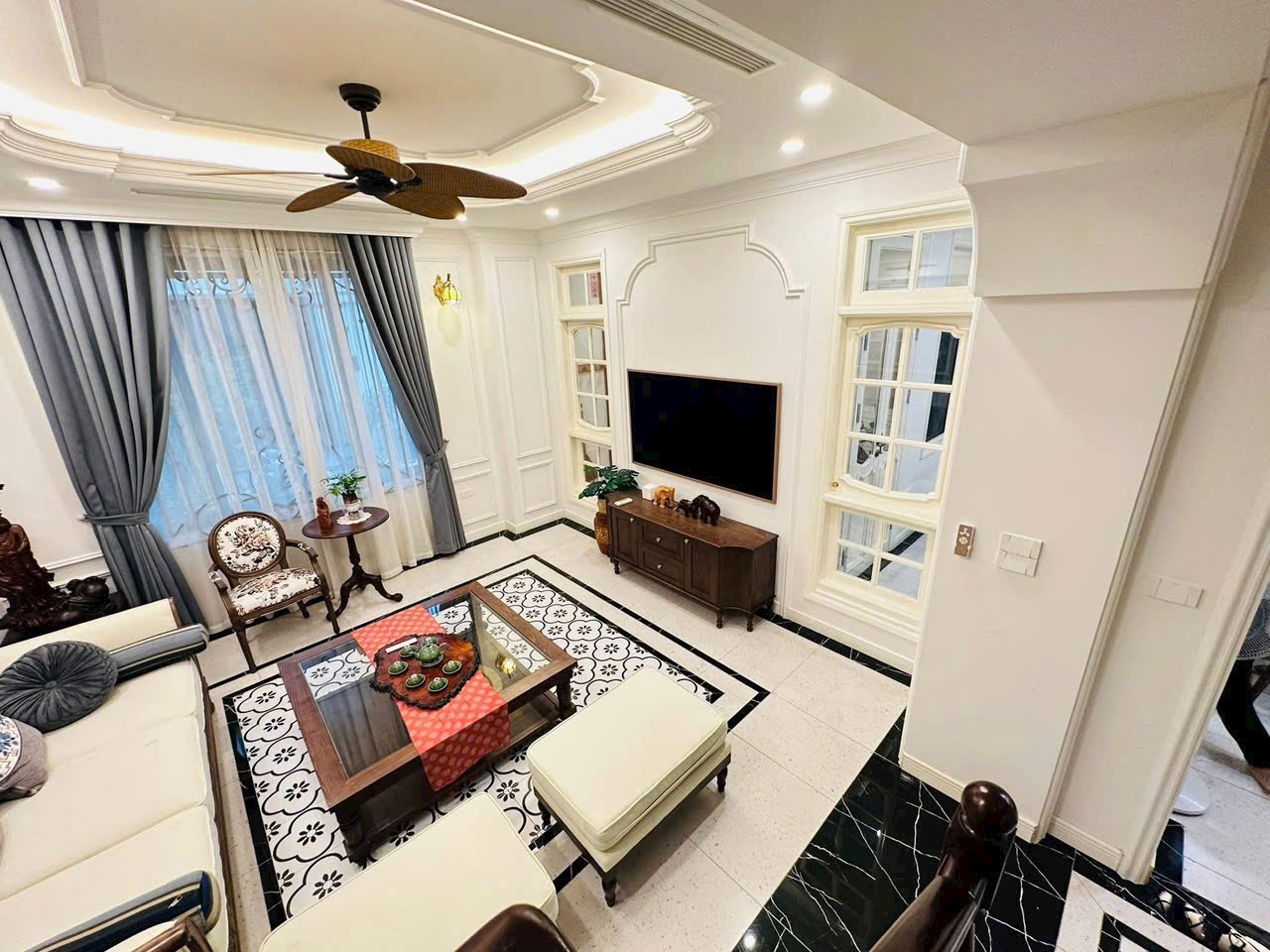 NHÀ PHÂN LÔ PHỐ MẠC THÁI TỔ, DT 105M CHỈ 31 TỶ, Ở NGAY, 2 THOÁNG, Ô TÔ TRÁNH, NỘI THẤT XỊN.