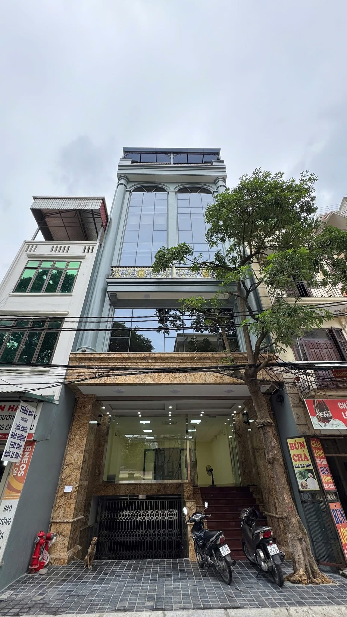 Toà Văn Phòng Nam Từ Liêm - MP Trung Văn 150m2 x 8 tầng thông sàn - Giá chỉ 75 tỷ