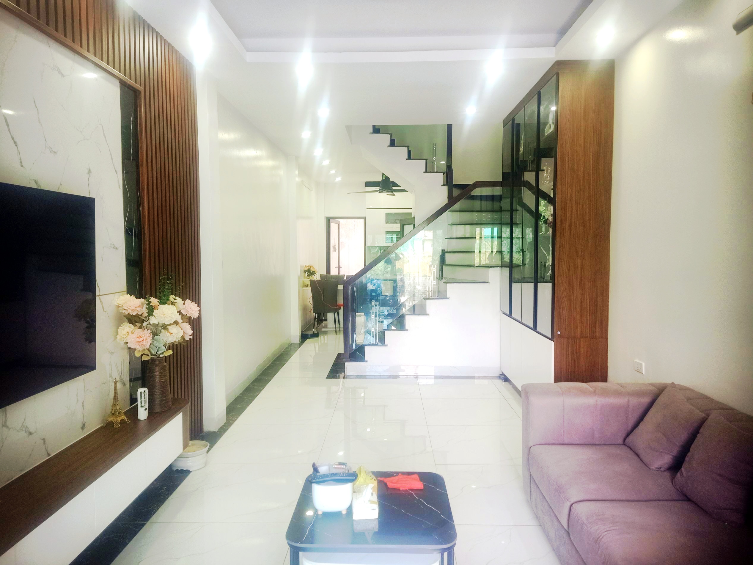 ĐÔNG NGẠC, BẮC TỪ LIÊM - 50M2 - 5 TẦNG - 10.8 TỶ - NHÀ MỚI - FULL NỘI THẤT - Ô TÔ
