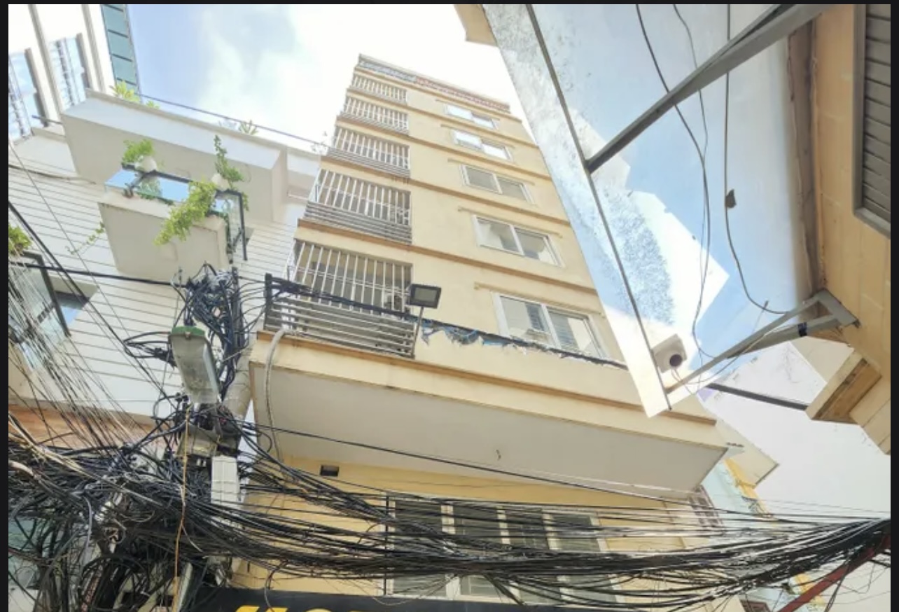 BÁN HOTEL 8 TẦNG THANG MÁY - NGÕ THÔNG Ô TÔ - GẦN PHỐ - KINH DOANH – DÒNG TIỀN 45 TR