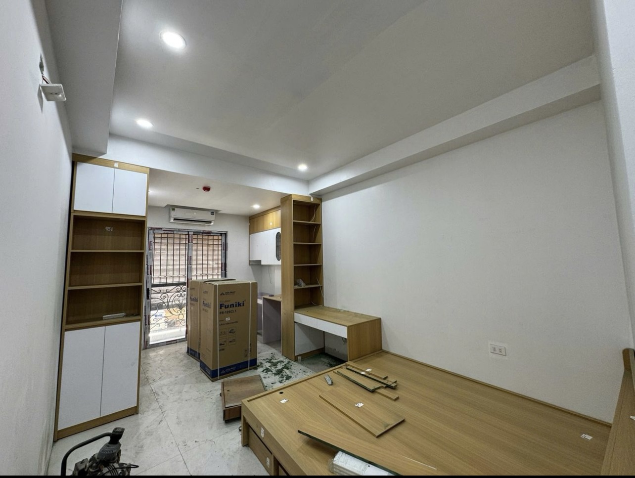 BÁN TOÀ CĂN HỘ APARMENT - 22 PHÒNG - LÔ GÓC HAI MẶT TIỀN CỰC THOÁNG - DÒNG TIỀN 1.5 TỶ/ NĂM - NGÕ THÔNG ĐẸP.