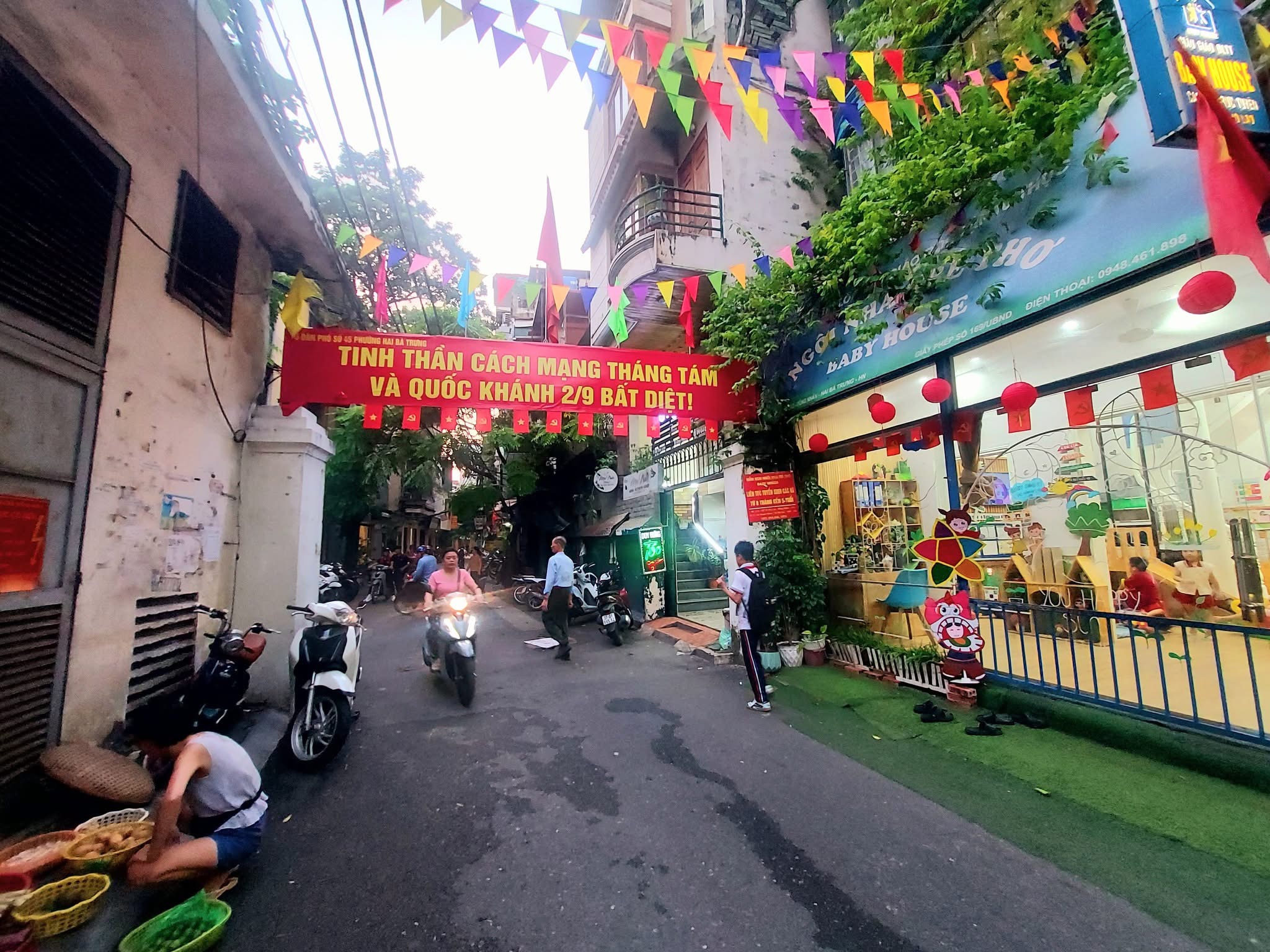 BÁN NHÀ THỌ LÃO HƯƠNG VIÊN HAI BÀ TRƯNG - 25M 4T MT 3M - HƠN 7 TỶ SĐCC LÔ GÓC OTO ĐỖ CỬA KINH DOANH NHỎ GIÁP HOÀN KIẾM
