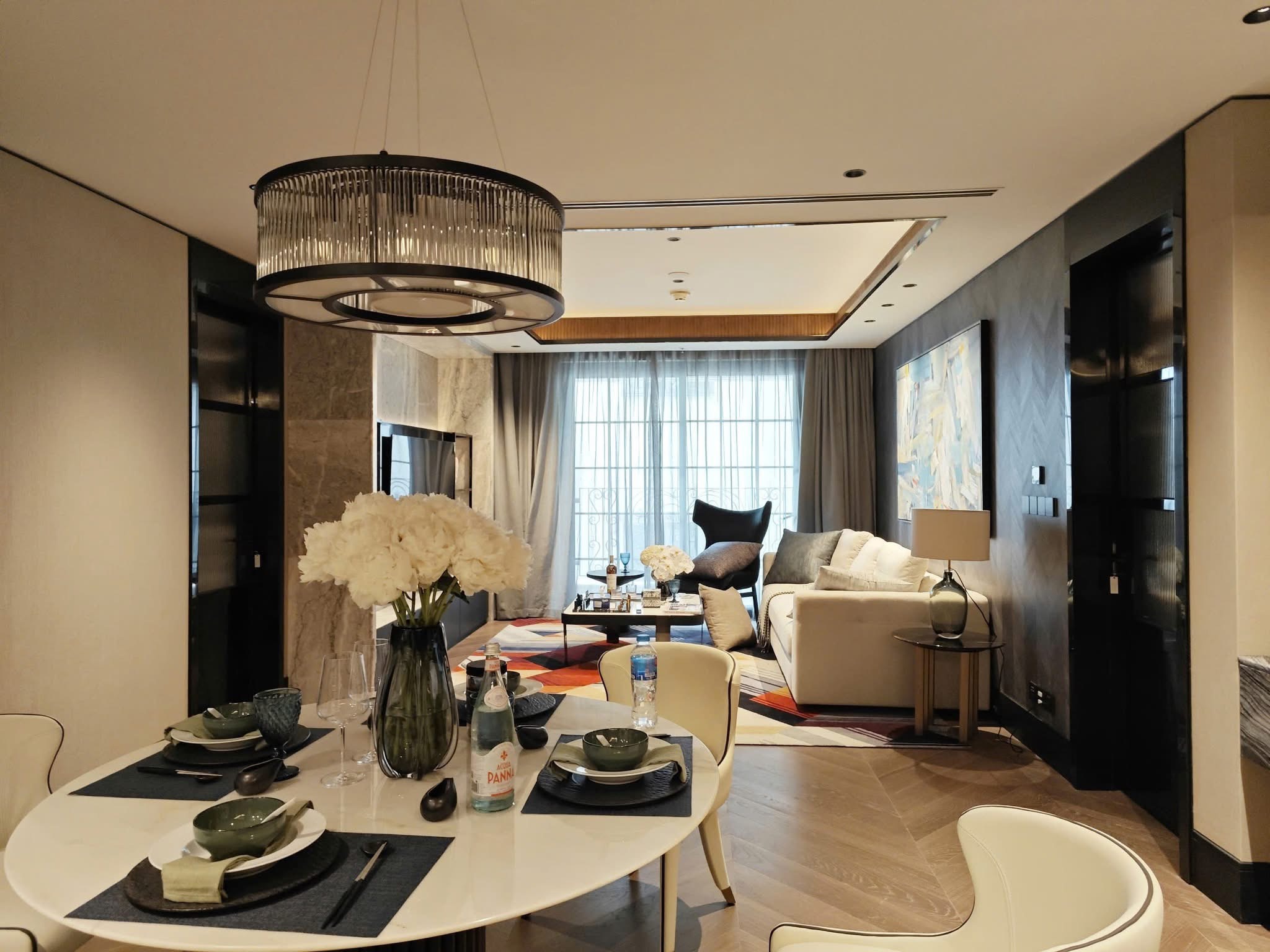 BÁN CĂN HỘ CHUNG CƯ CAO CẤP THE GRAND HANOI 22-24 HÀNG BÀI HOÀN KIẾM - 152M 2PN - SỔ ĐỎ CHÍNH CHỦ 100M RA HỒ GƯƠM TIỆN ÍCH ĐẲNG CẤP