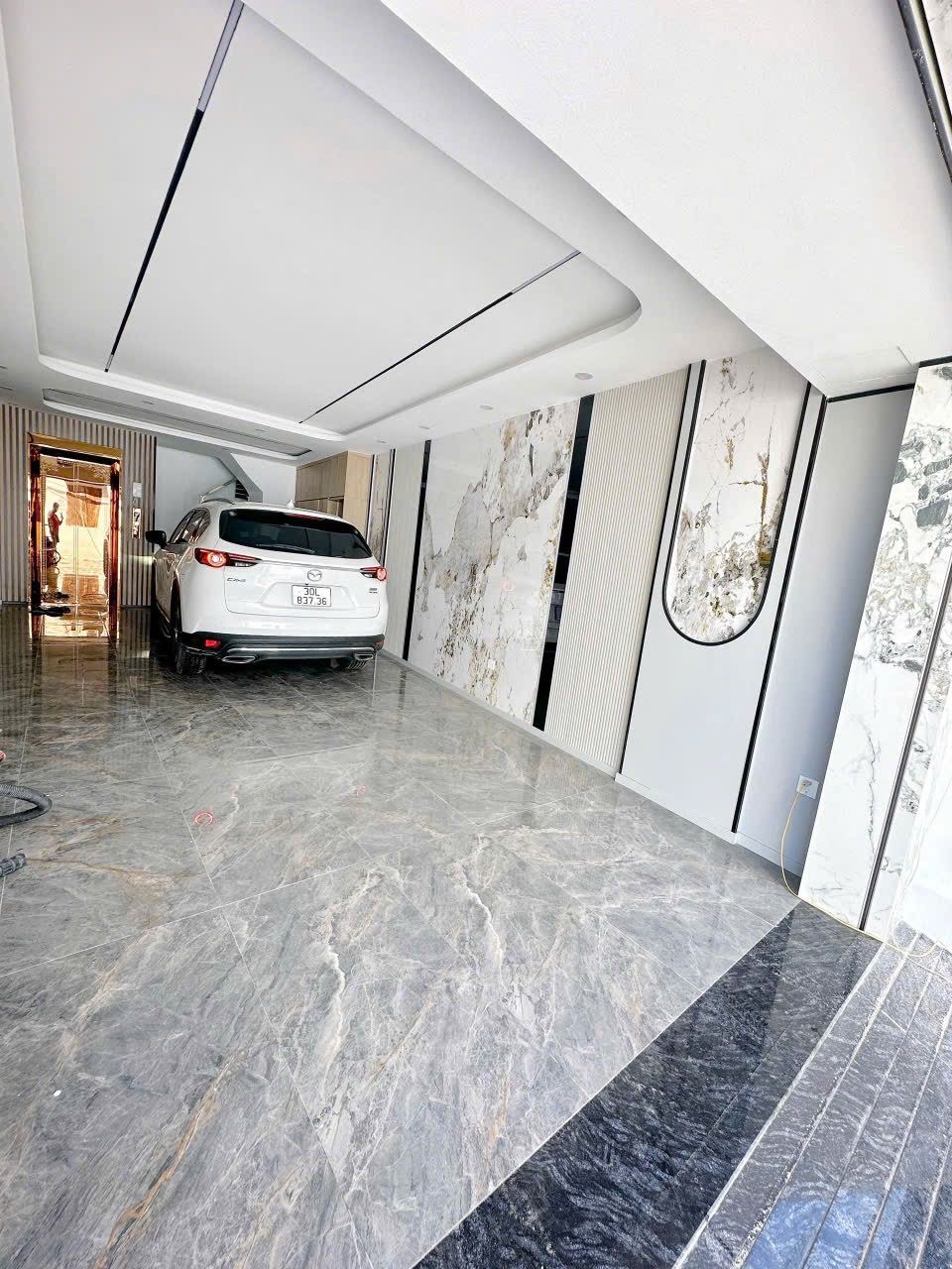 SIÊU PHẨM 8 TẦNG – THANG MÁY – PHỐ ĐÀM QUANG TRUNG – GARA Ô TÔ - FULL NỘI THẤT