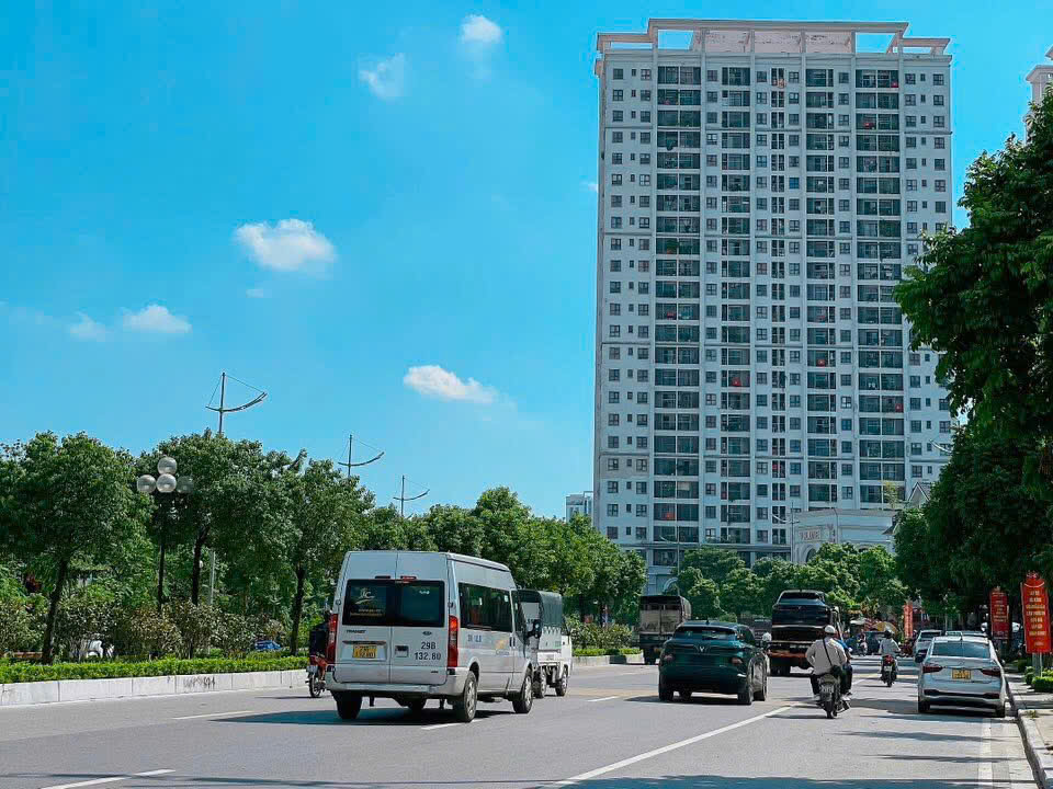 Bán nhà 5 tầng,Xuân Phương,Nam Từ Liêm,đường thông ô tô đỗ cửa