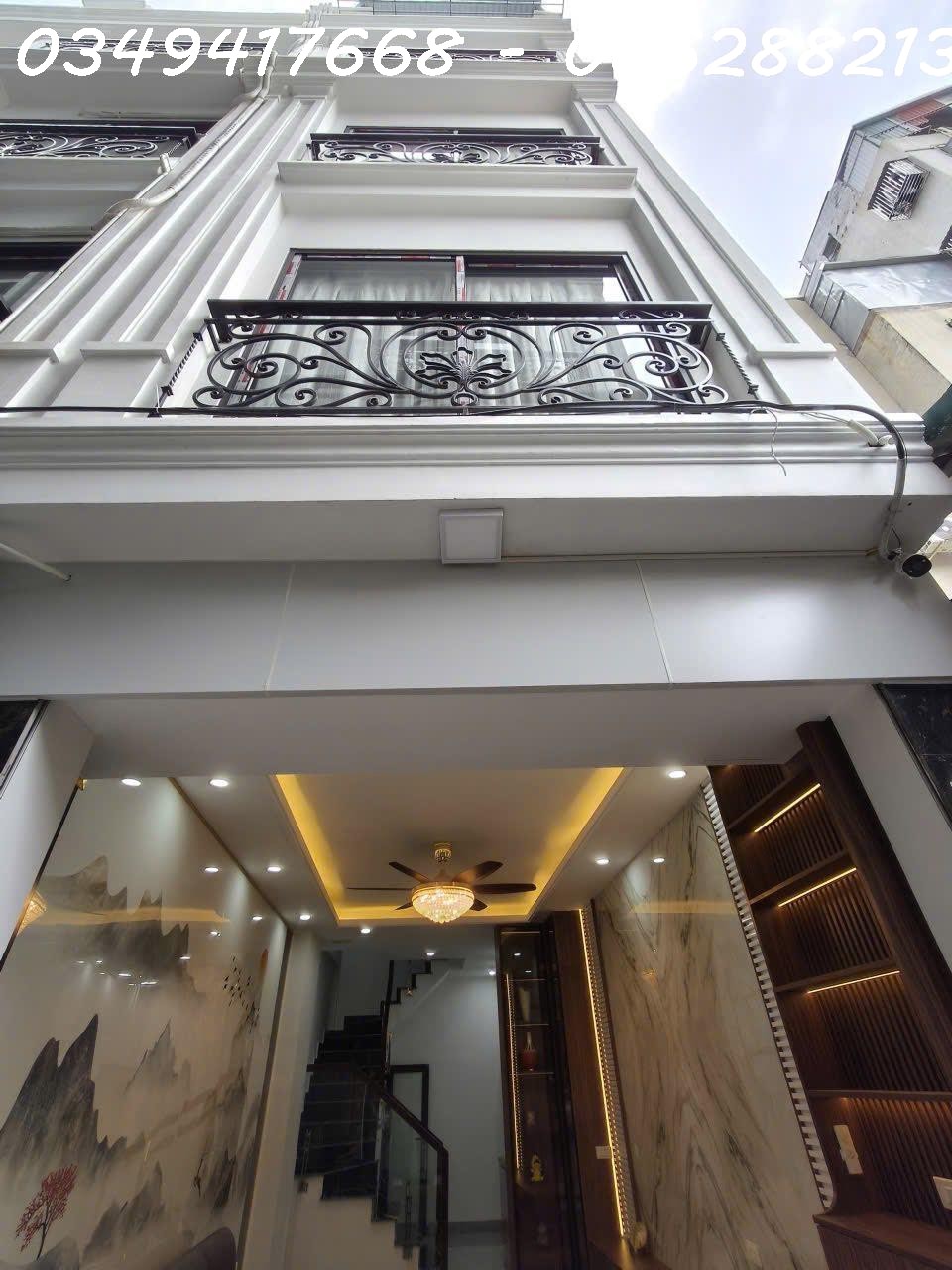 BÁN GẤP - CHUNG CƯ MN VIP - THANG MÁY - DÒNG TIỀN KHỦNG - GẦN CẦU GIẤY