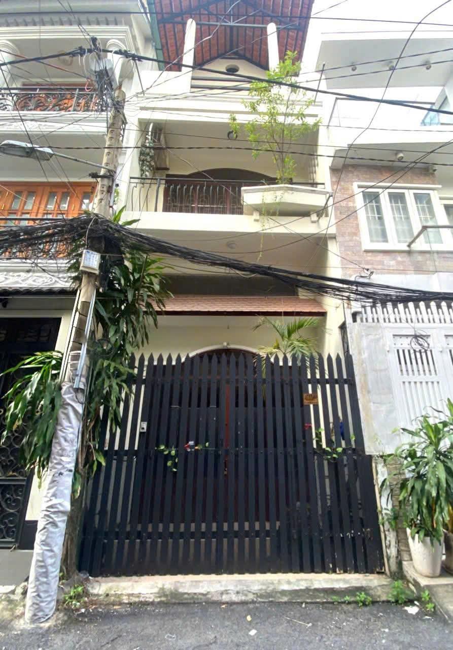 Bán nhà hẻm 736 Cách Mạng Tháng 8, phường 5 Tân Bình; 4x14m - 8,8 tỷ