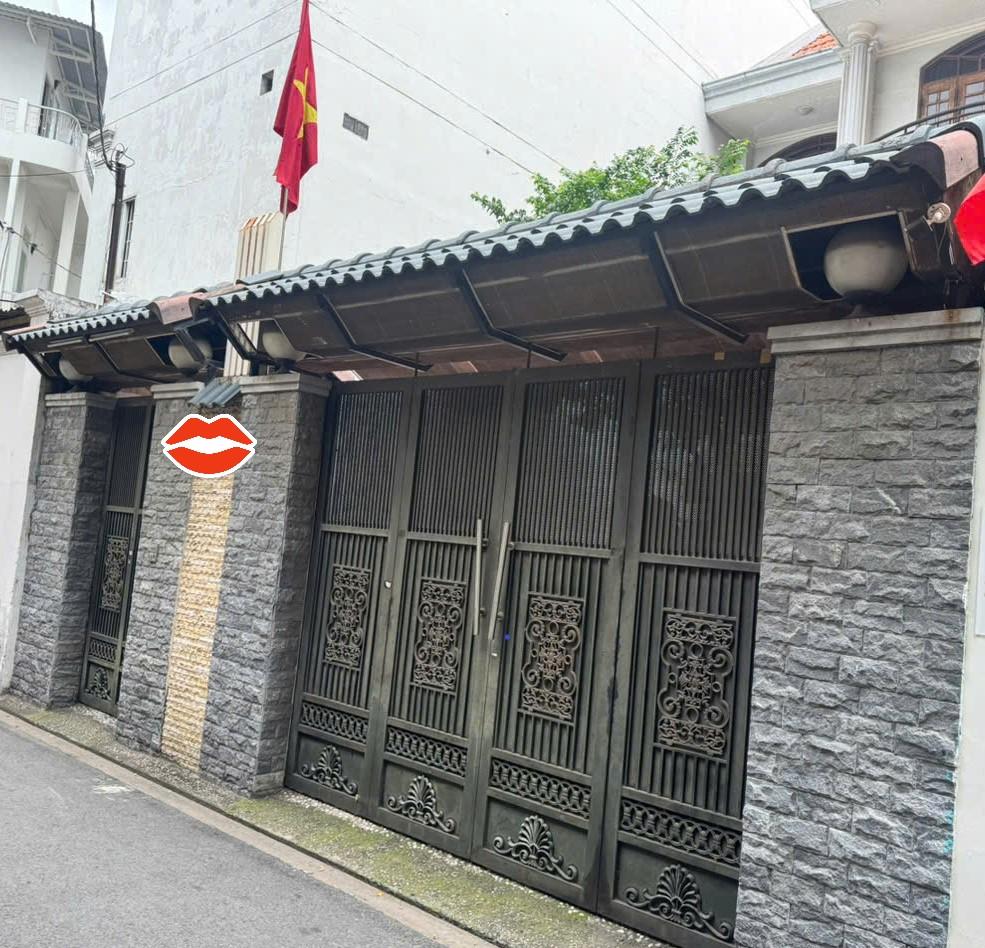 **Bán nhà phường 11 Tân Bình** mặt tiền Võ Thành Trang (6x25) hơn 17 tỷ