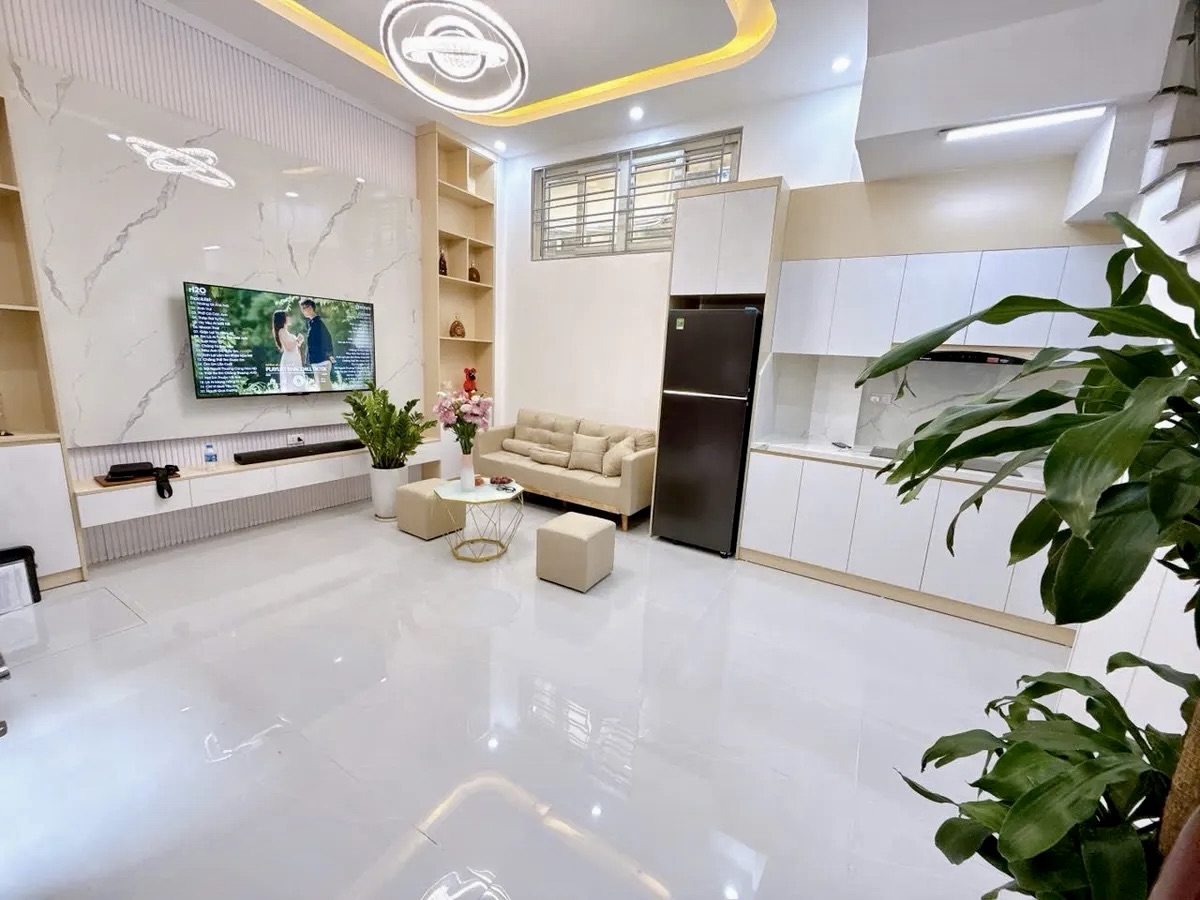 Bán nhà Đống Đa – Nhà phố Thái Thịnh 5 tầng, 3 ngủ, full nội thất, giá chỉ 7.75 tỷ