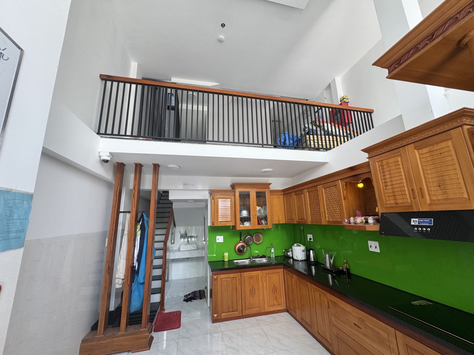 Bán tòa căn hộ 5 tầng, 18 phòng, full nội thất, dòng tiền 50tr/tháng, giá chỉ 11 tỷ