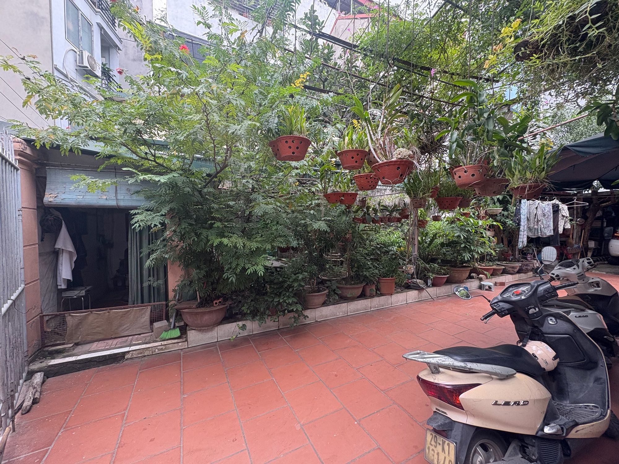 ĐẤT VÀNG LONG BIÊN – SÁT PHỐ HỒNG TIẾN – 74.4M², Ô TÔ VÀO TẬN NƠI – 18.5 TỶ