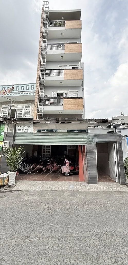 Dòng Tiền 19 Phòng Đường 6m Phan Huy Ích Gò Vấp Thông Tứ Tung