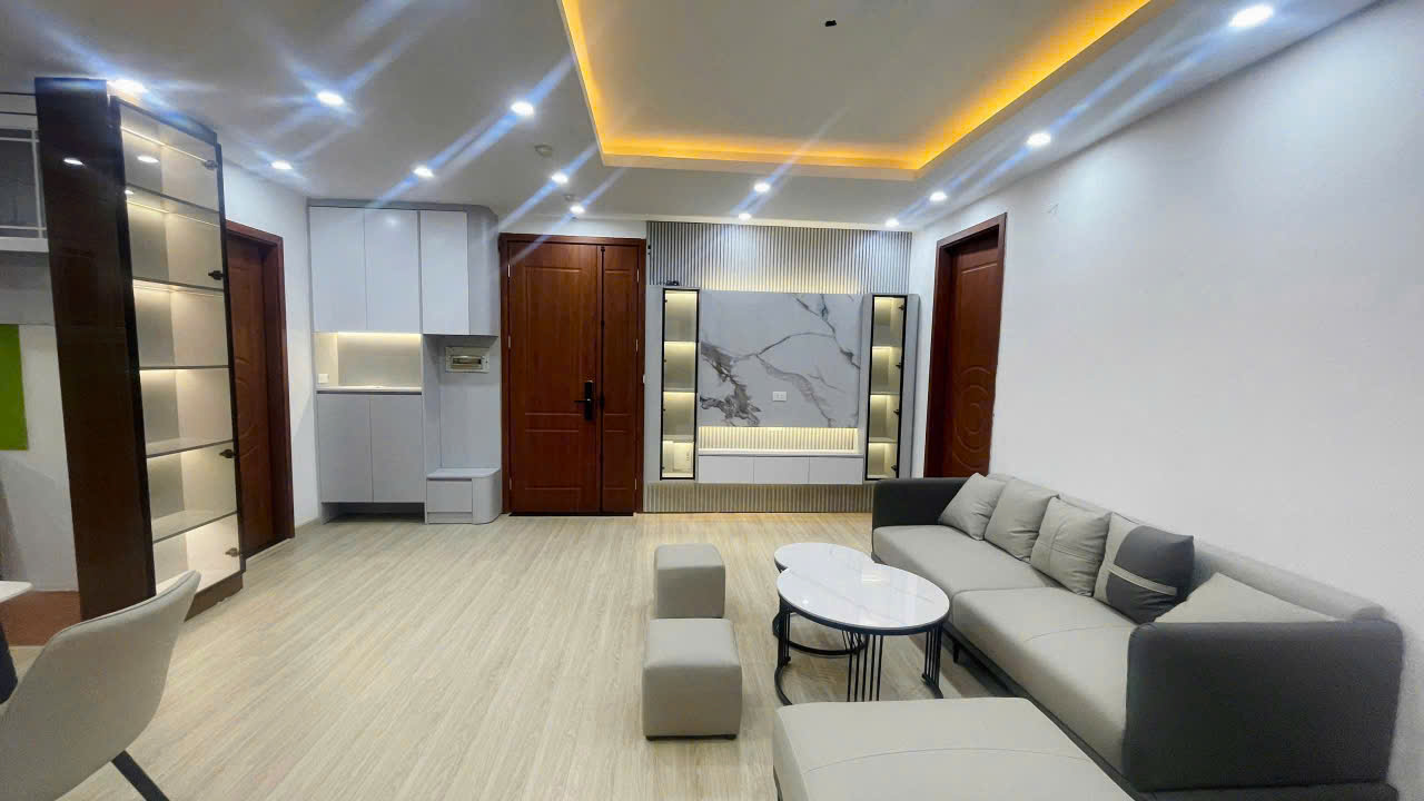 CẦN BÁN GÂP “̆ ̣̂ ̣̂” NỘI THẤT XỊN XÒ