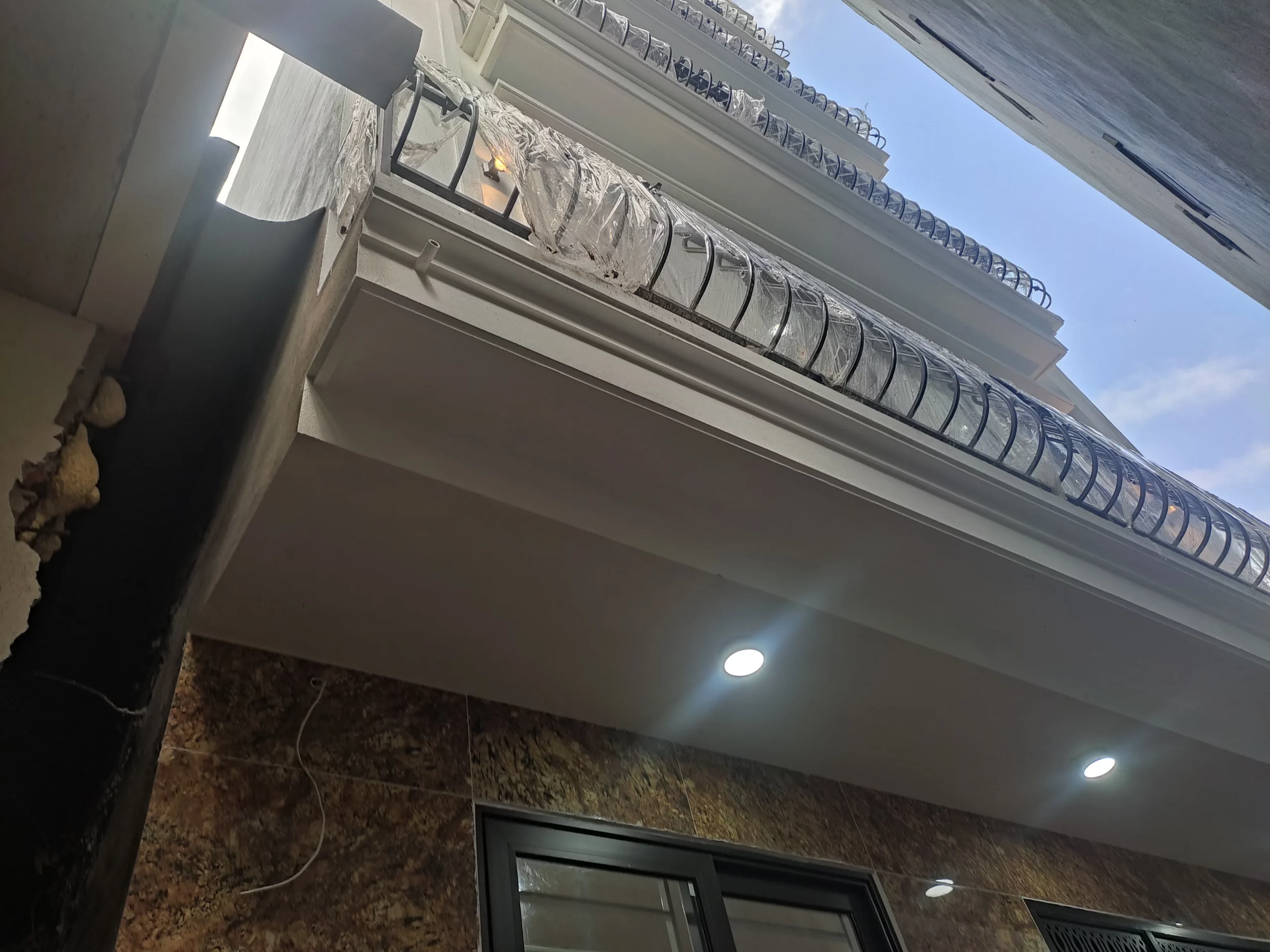 Bán Nhà Nguyễn Lương Bằng 30m2. 6 tầng. mặt tiền 5.3m. giá 9.85 tỷ Đống Đa Hà Nội