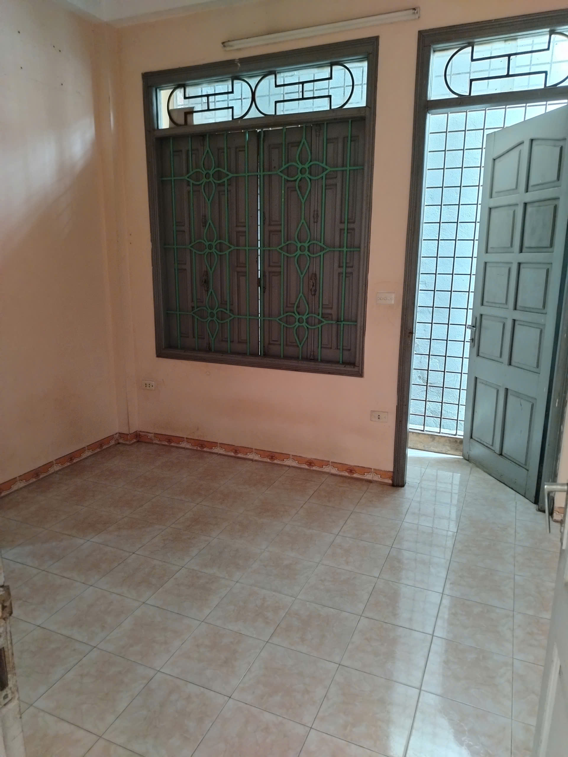 Cho thuê nhà nguyên căn Ngõ Hà Kế Tấn, Thanh Xuân 35m² x 4 tầng, 3 ngủ, 8 Triệu/th