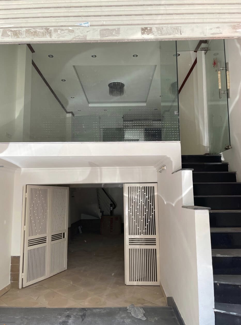 Cho thuê nhà Phố KD Phạm Hồng Thái, 45m² x 5 tầng 35 triệu KD sạch sẽ
