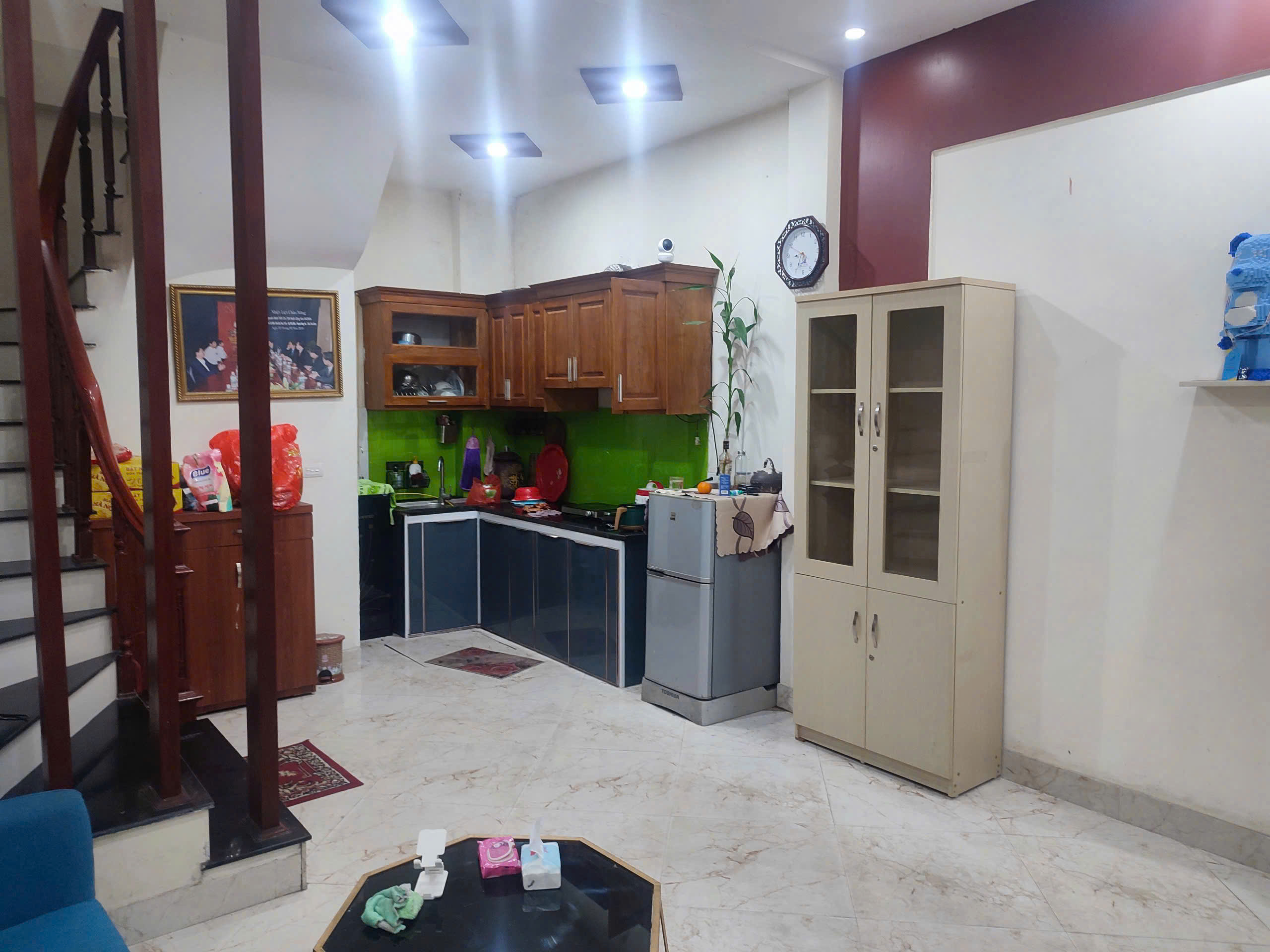 Cho thuê nhà ngõ 208 Tam Trinh, 38m² x 5 tầng, mặt tiền 4m, 10,5 triệu/tháng