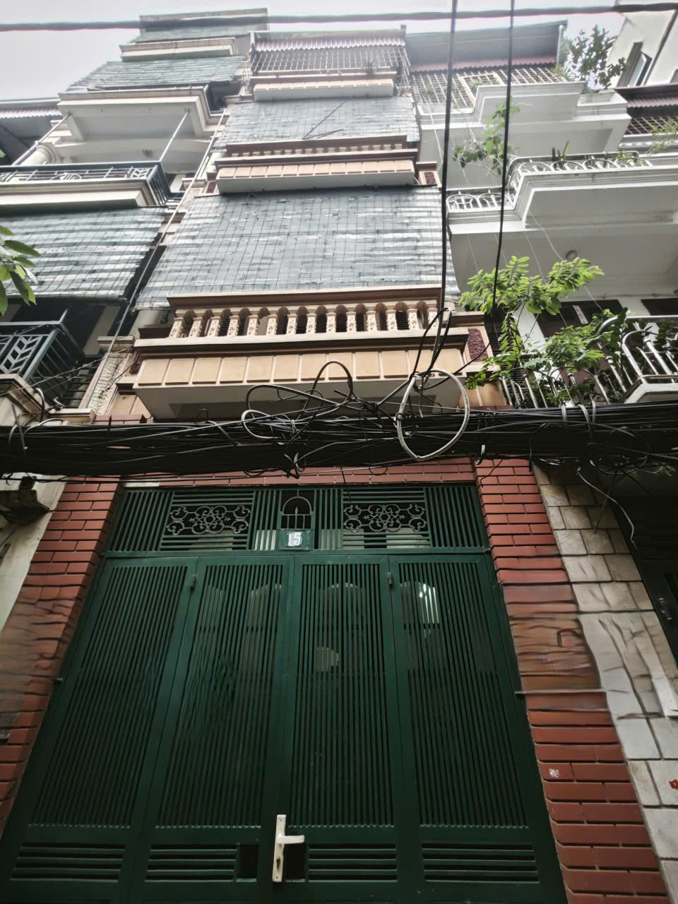 Cần cho thuê ngõ 1 Thái Hà 45m2 x 4 tầng, 4PN, 3 wc 20 Triệu/tháng