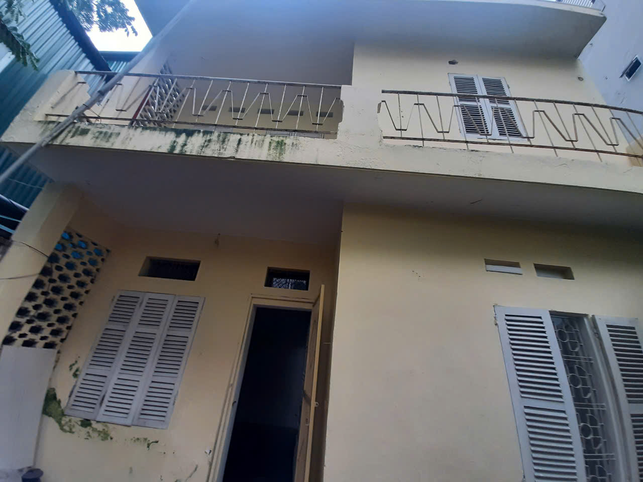 Cho thuê nhà ngõ Thái Thịnh, 60m² x 2 tầng ở hộ gia đình, 8 Triệu/tháng vào ngay