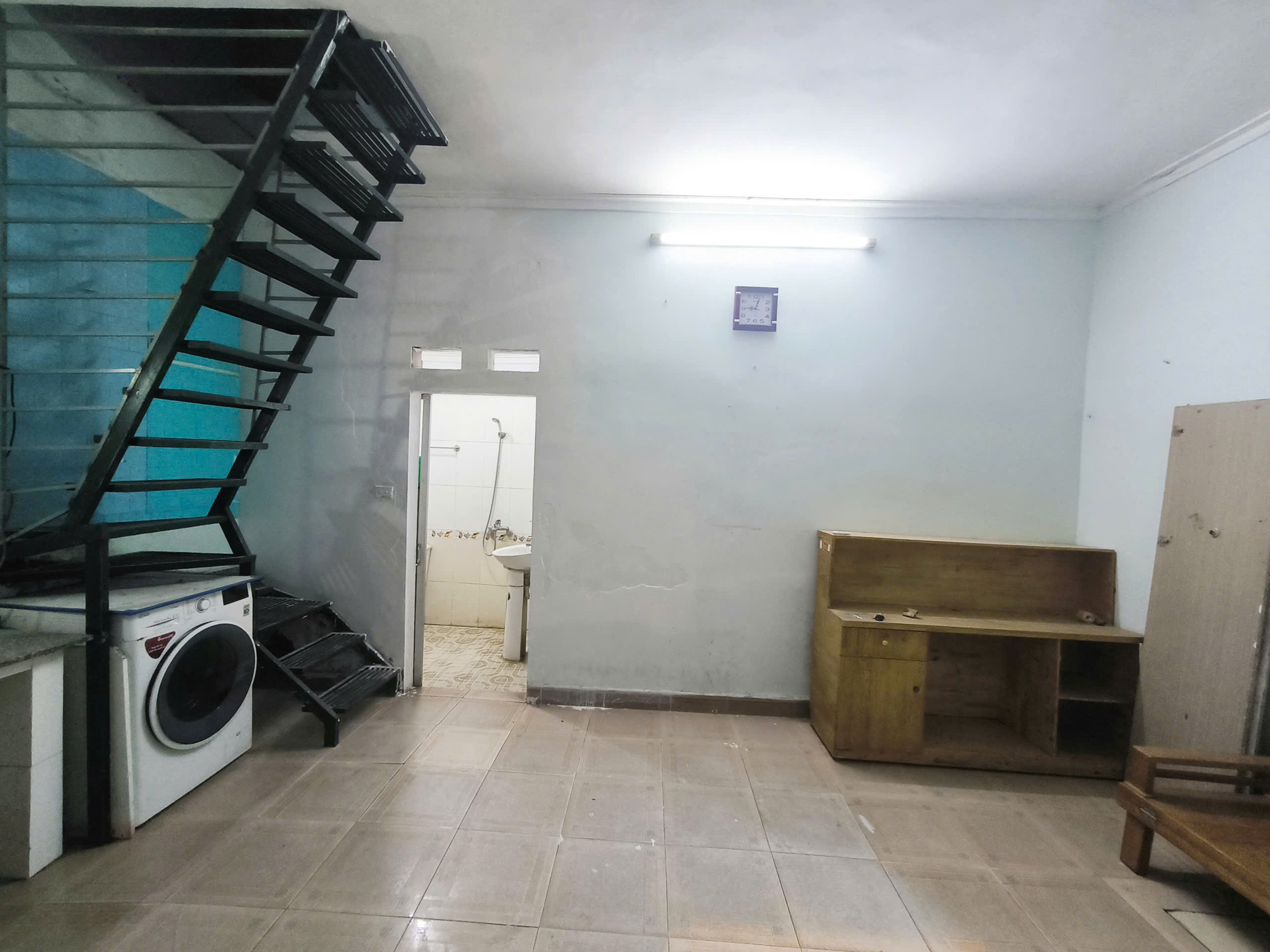 Cho thuê nhà nguyên căn phố Trần Điền, 22m² x 2 tầng, 1 phòng ngủ, 1 WC, 6 triệu/tháng.
