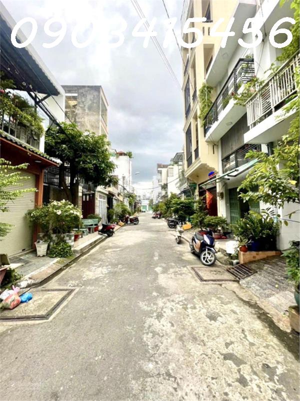 HXH đậu cửa, gần chợ Tân Hương, 3 tầng đúc, 4.1 x13m giá 5 tỷxx