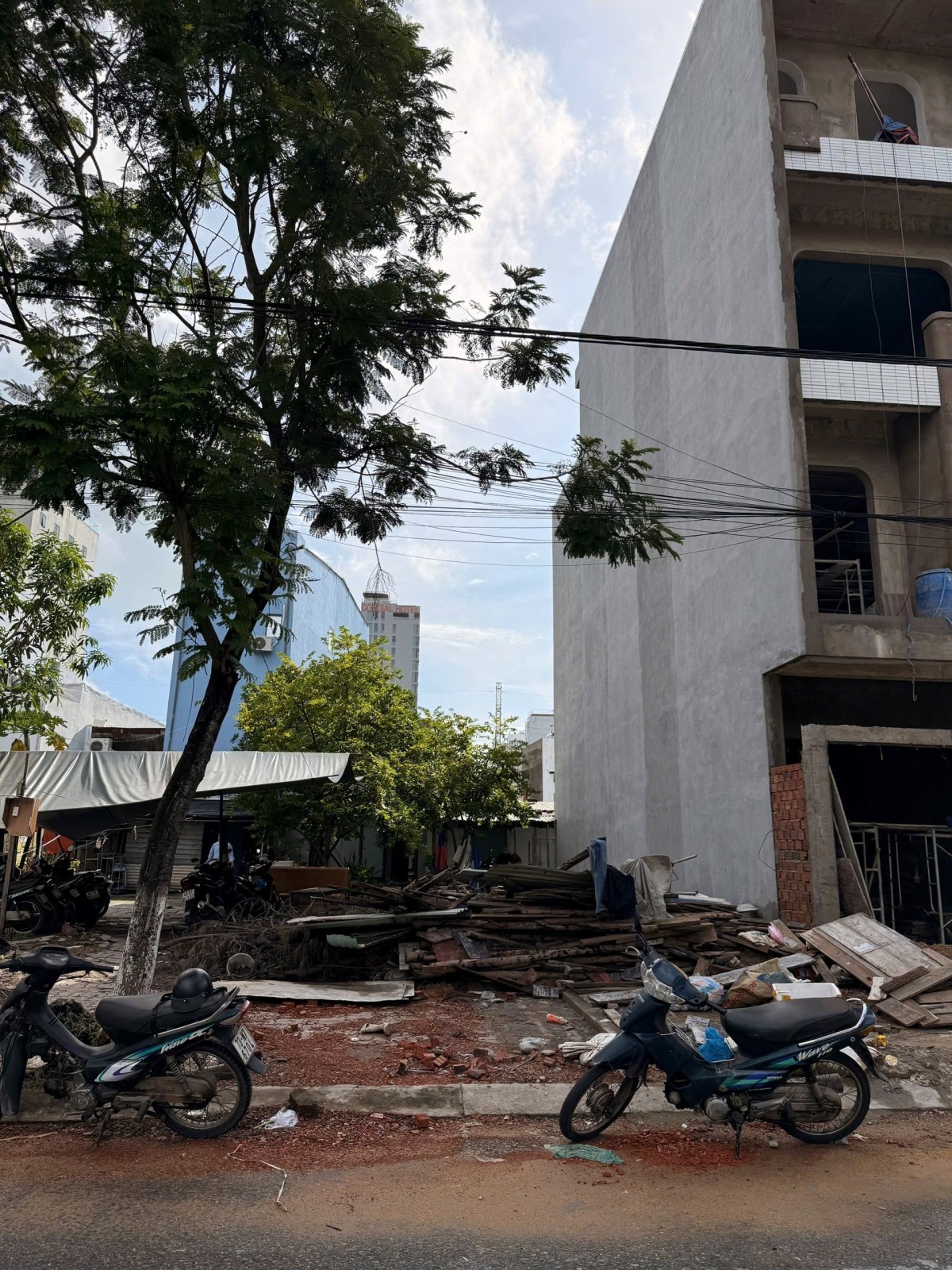 Bán đất mặt tiền Lê Văn Quý, sát Phạm Văn Đồng, 76m², vị trí vàng đầu tư, giá 12 tỷ