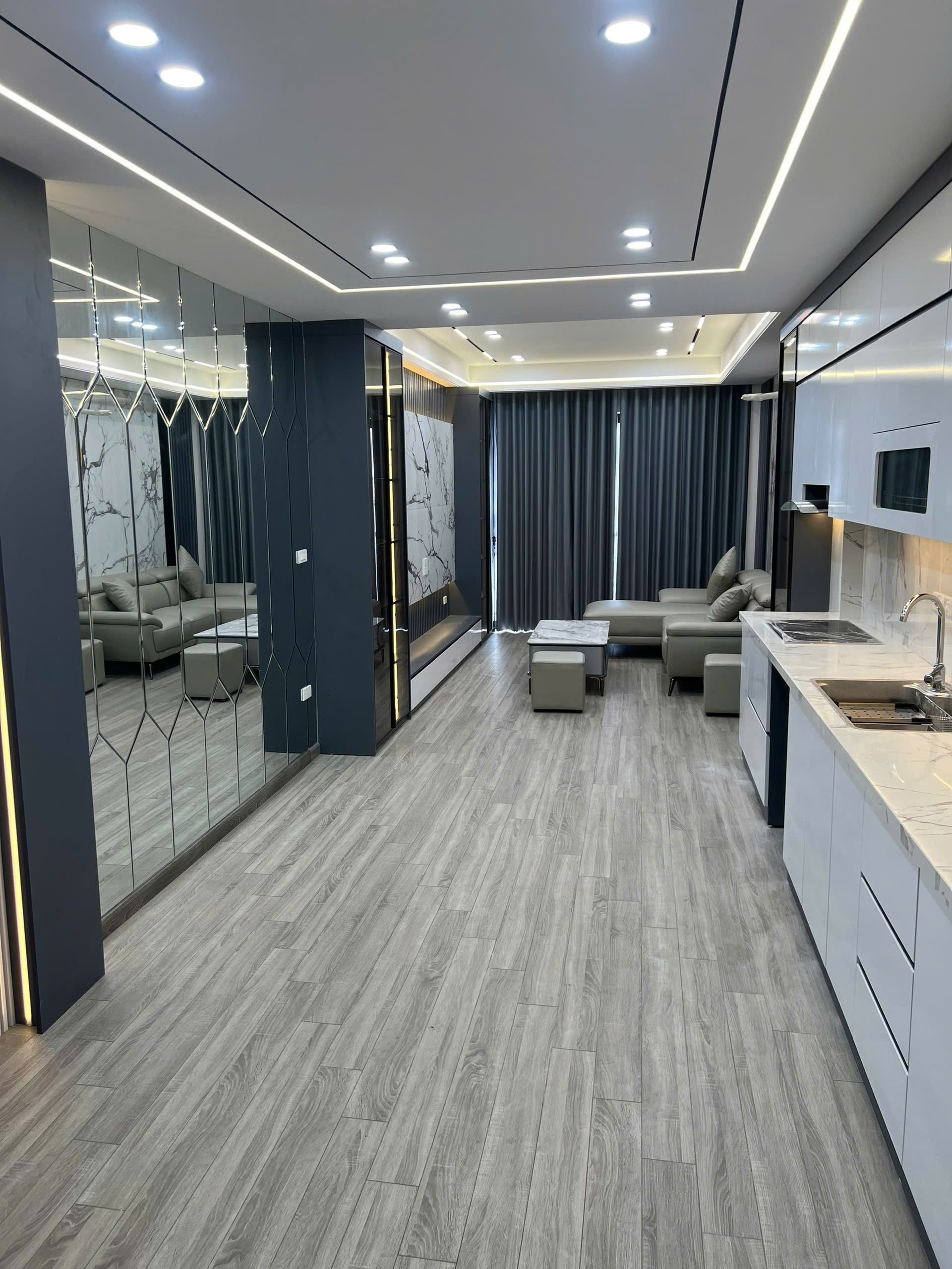 SIÊU PHẨM NHÀ ĐẸP NGUYỄN VĂN LINH - 6 TẦNG THANG MÁY - FULL NỘI THẤT SANG XỊN MỊN - CHỈ 8.6 TỶ