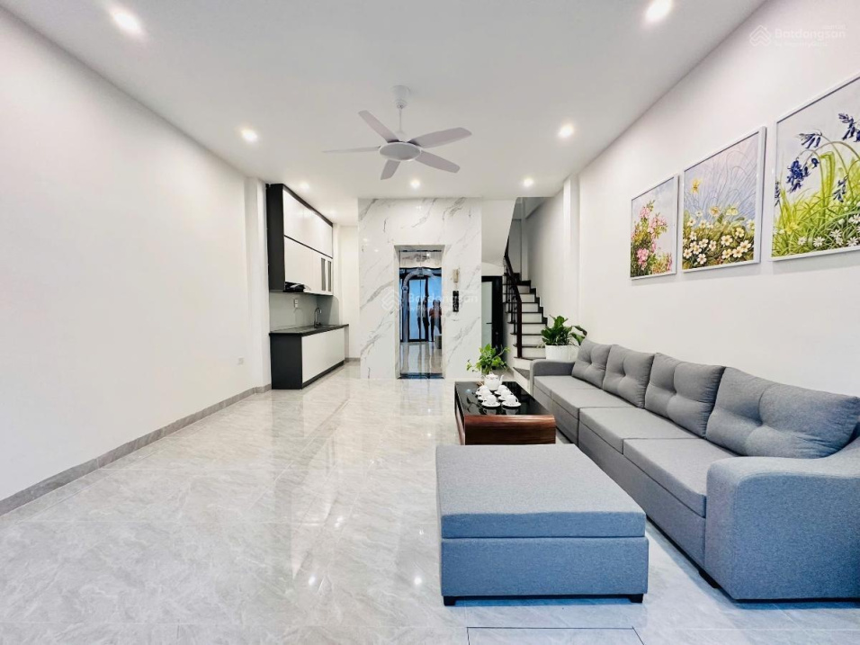 Bán nhà XUÂN ĐỈNH 7 TẦNG THANG MÁY, Ô TÔ, SỔ ĐẸP DT 38m2 CHỈ 8.9 TỶ