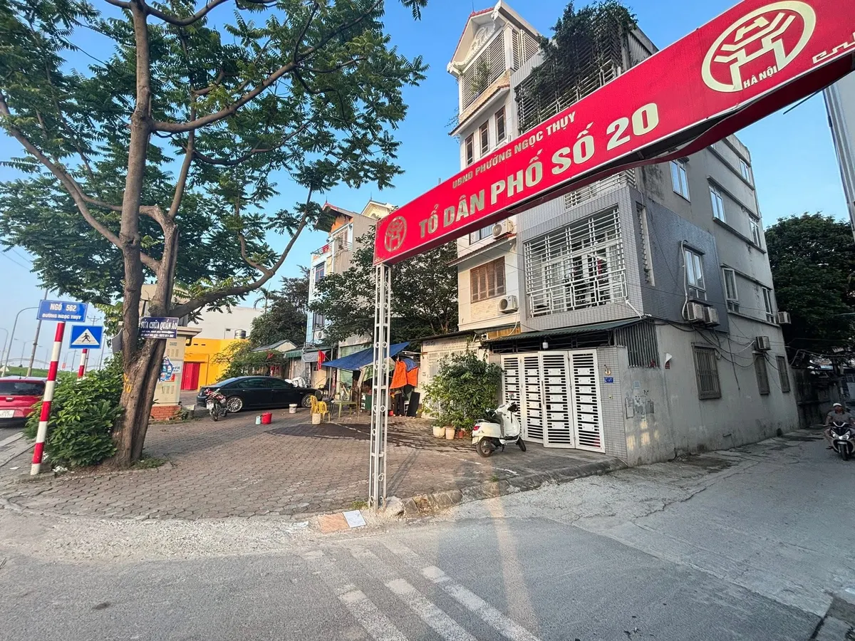 NHÀ ĐẸP DÂN XÂY KIÊN CỐ NGÕ NÔNG- THOÁNG Phố Ngọc Thụy 38m2 X 5 Tầng 6.95 tỷ Long Biên Hà Nội.