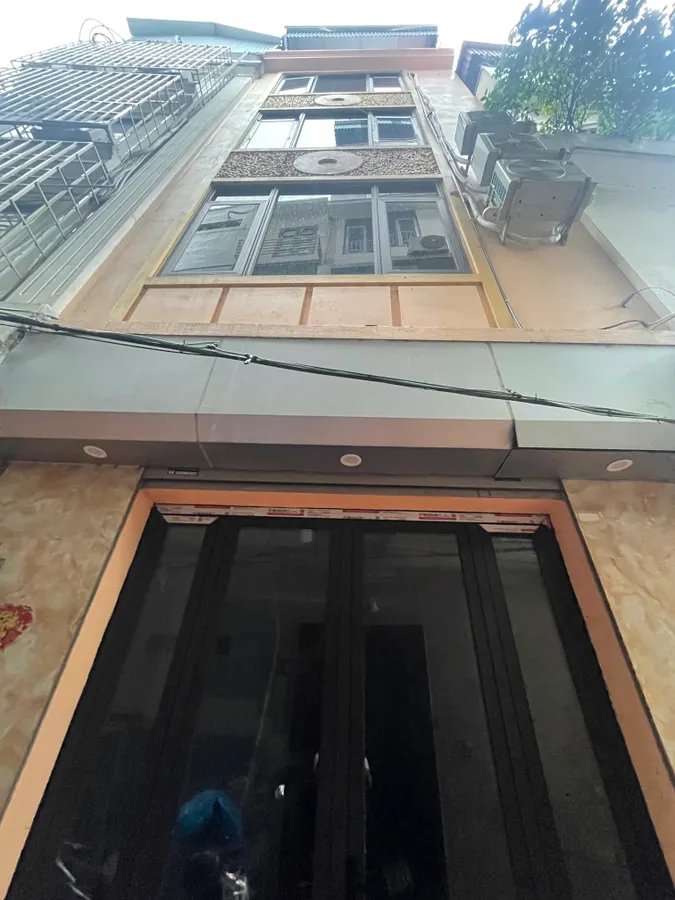 BÁN NHÀ RIÊNG Phố Ngọc Thụy 42m2 X 5 Tầng ,mặt tiền 4m, 6.9 tỷ Long Biên Hà Nội.