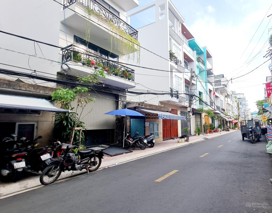 BÁN NHÀ ĐẸP MẶT TIỀN BÙI MINH TRỰC – P.5, Q.8 – GẦN CHỢ KINH DOANH SẦM UẤT – CHỈ NHỈNH 9 TỶ