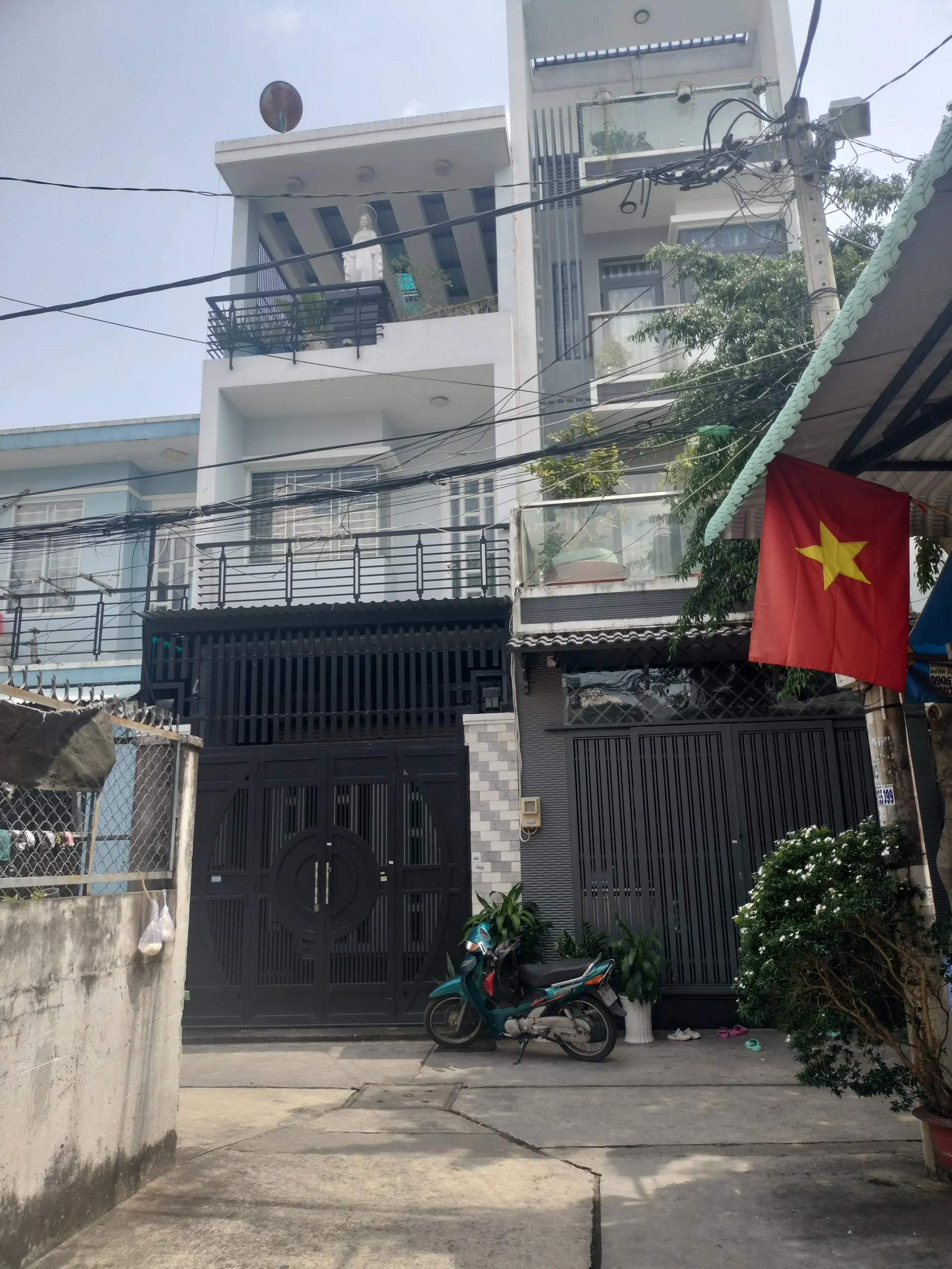 NHÀ ĐẸP 3 TÂNG, LIÊN KHU 2-10 - HXH - P BHHA , BÌNH TÂN , MUA Ở NGAY,56M2,5.65 TỶ