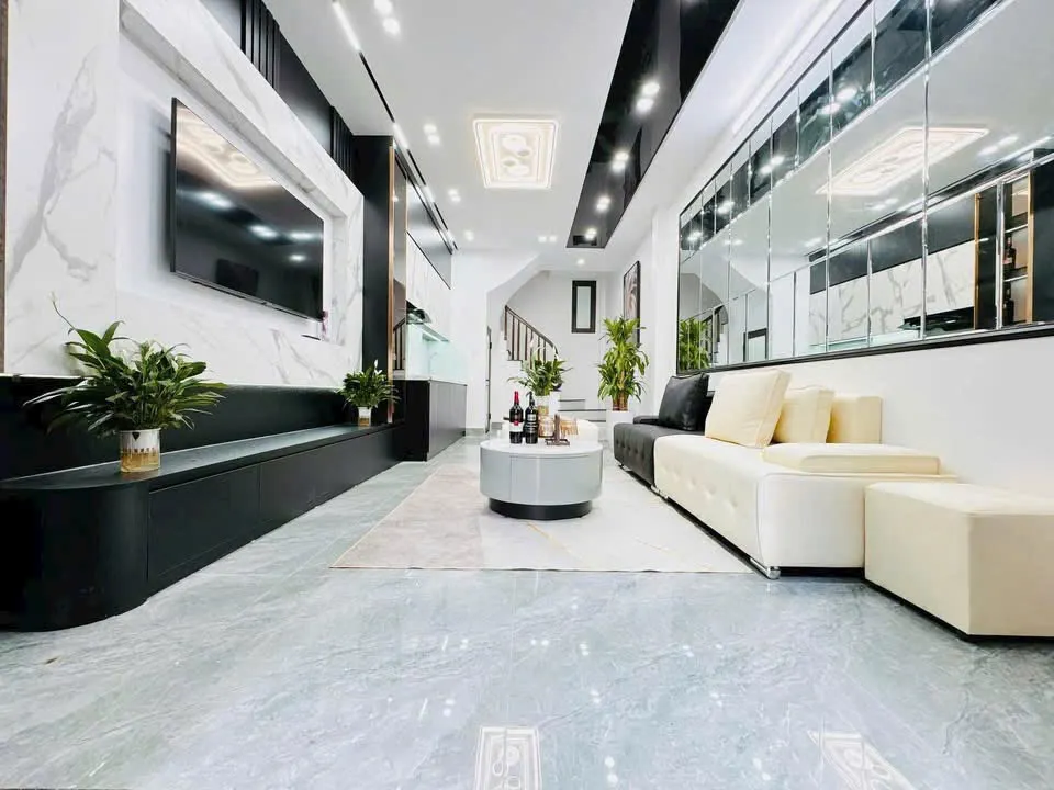 HIẾM! NHÀ 4 TẦNG MỚI TINH PHỐ KHƯƠNG TRUNG, NGÕ THÔNG, FULL NỘI THẤT