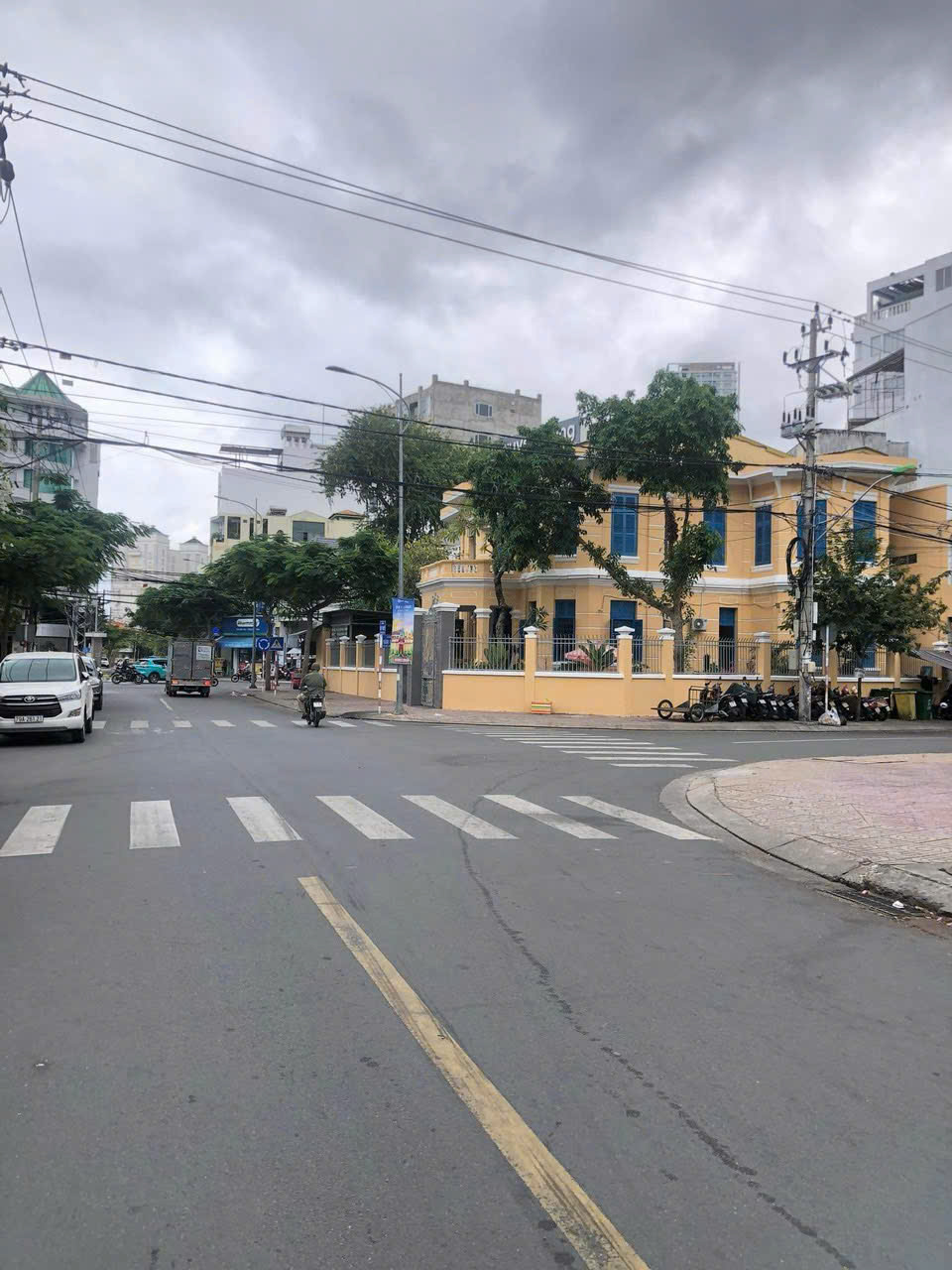 BÁN ĐẤT MẶT TIỀN ĐƯỜNG HÀN THUYÊN - NHA TRANG (XƯƠNG HUÂN) - Diện tích 85.1m2 full ODT - Ngang 5.31m nở hậu 5.37m.