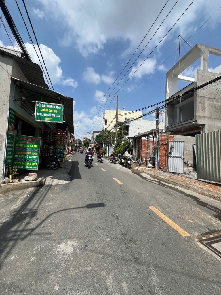 NHÀ HẺM XE HƠI HẬU GIANG, 72m2 (6,08 x12) 3 TẦNG, CHỈ 8.5 TỶ.