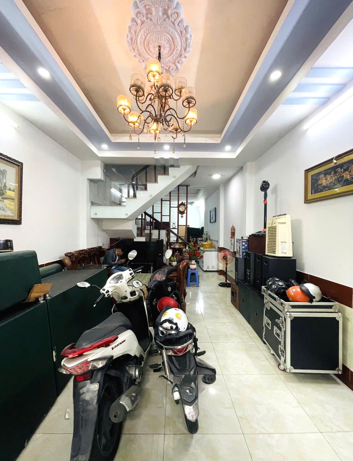 GIÁP PHÚ NHUẬN! NHÀ ĐẸP 3 Tầng 78M² HXH– P3 Gò Vấp–Gần Bv 175!