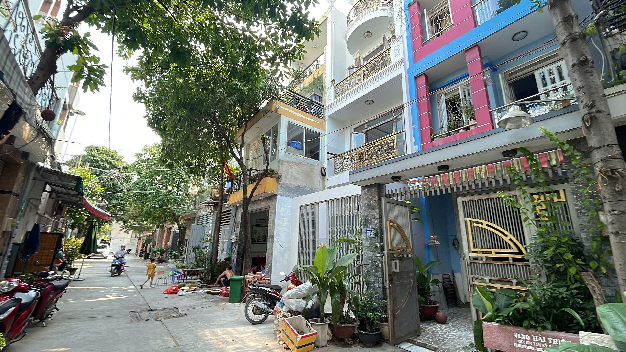 Bán gấp nhà 3 tầng cực đẹp – hẻm 8m Tân Kỳ Tân Quý – chỉ 6.5 tỷ! Thích hơp co người lớn tuổi ZaLO79-53.53.530