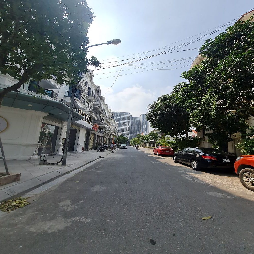 Tái định cư Gia Lâm, Hà Nội. 62m2 đường 11m chỉ 8 tỷ. Lh 0989894845