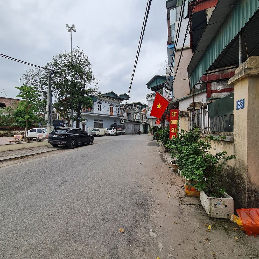 Bán nhà 2 tầng Đặng Xá, Gia Lâm. Đường 10m trục chính view thoáng. Dưới 7 tỷ. Lh 0989894845