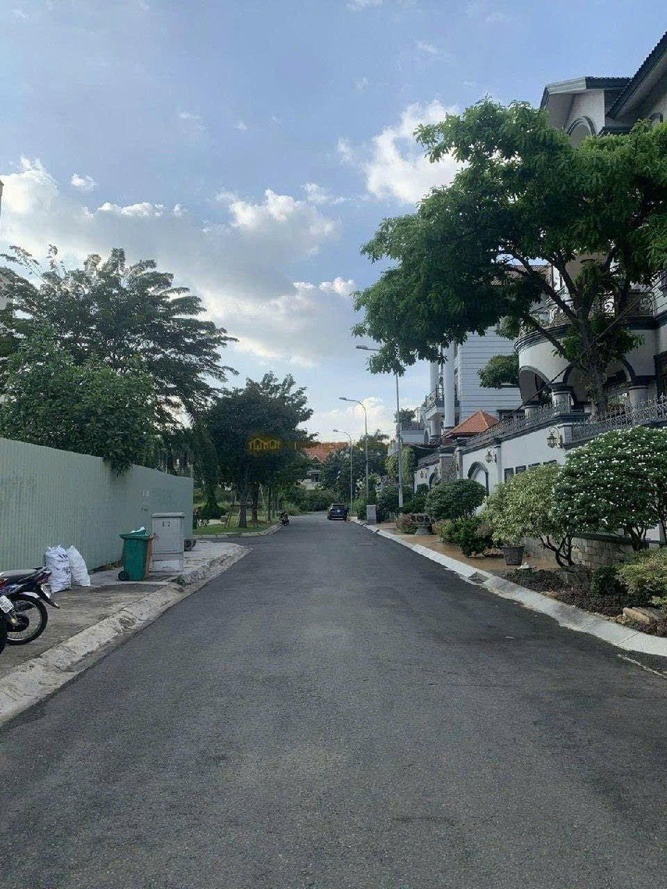 Bán gấp 220m² đất Song Hành, An Phú Q2, TP. Thủ Đức. Giá chỉ 160tr/m2