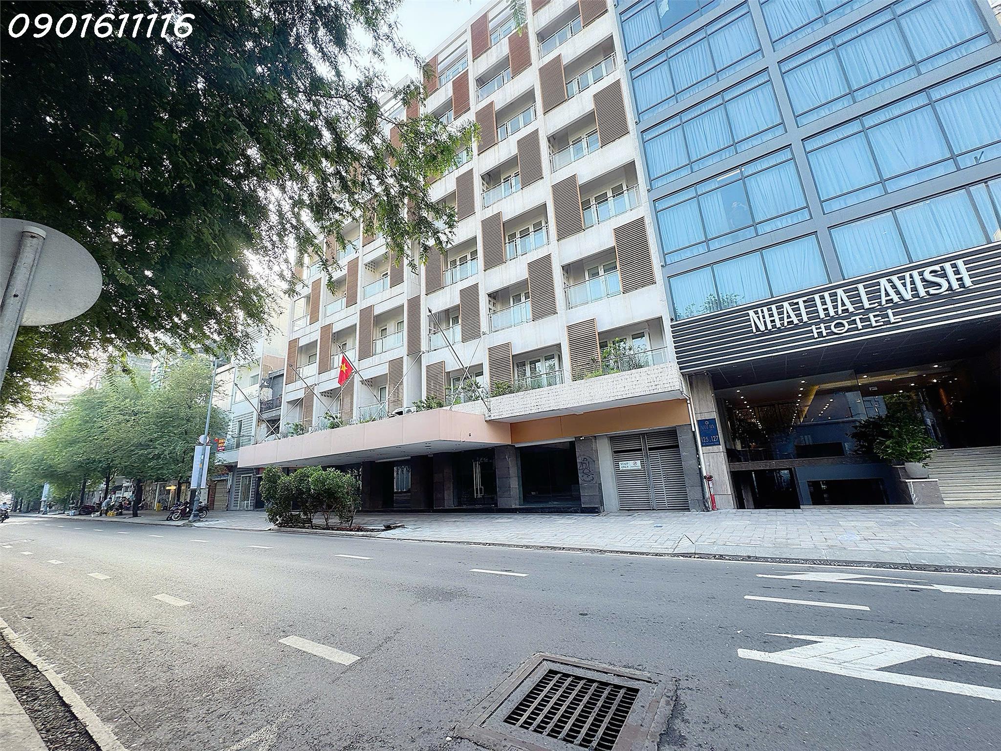 HIẾM BÁN - DÒNG TIỀN 1 TỶ/ NĂM - BÁN NHÀ MẶT TIỀN Đ. LÊ THÁNH TÔN, Q1