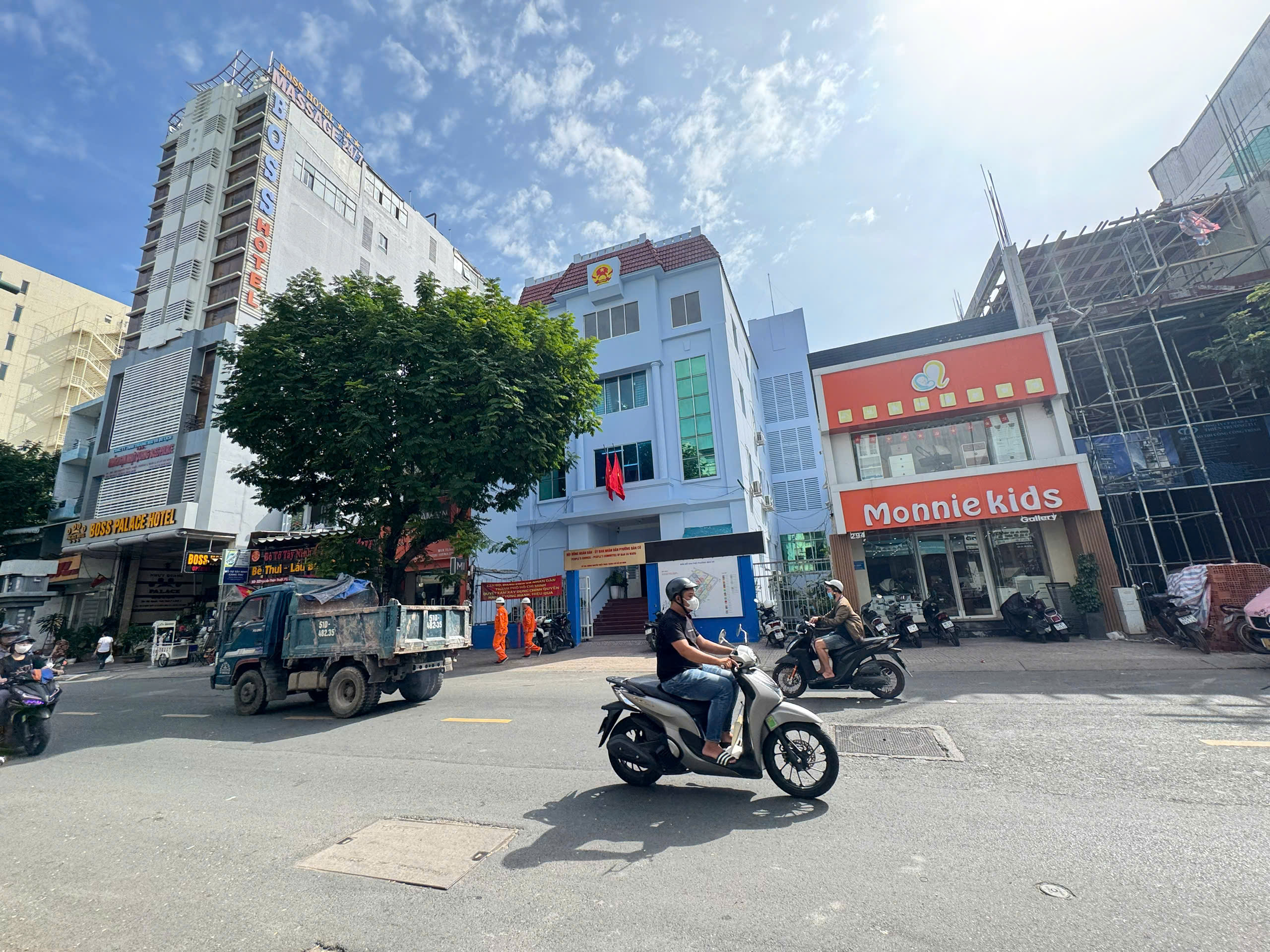 HIẾM BÁN NHÀ MẶT TIỀN Đ. NGUYỄN THIỆN THUẬT, QUẬN 3 - DÒNG TIỀN SẴN 60TR/TH - XD 1 HẦM 7 TẦNG