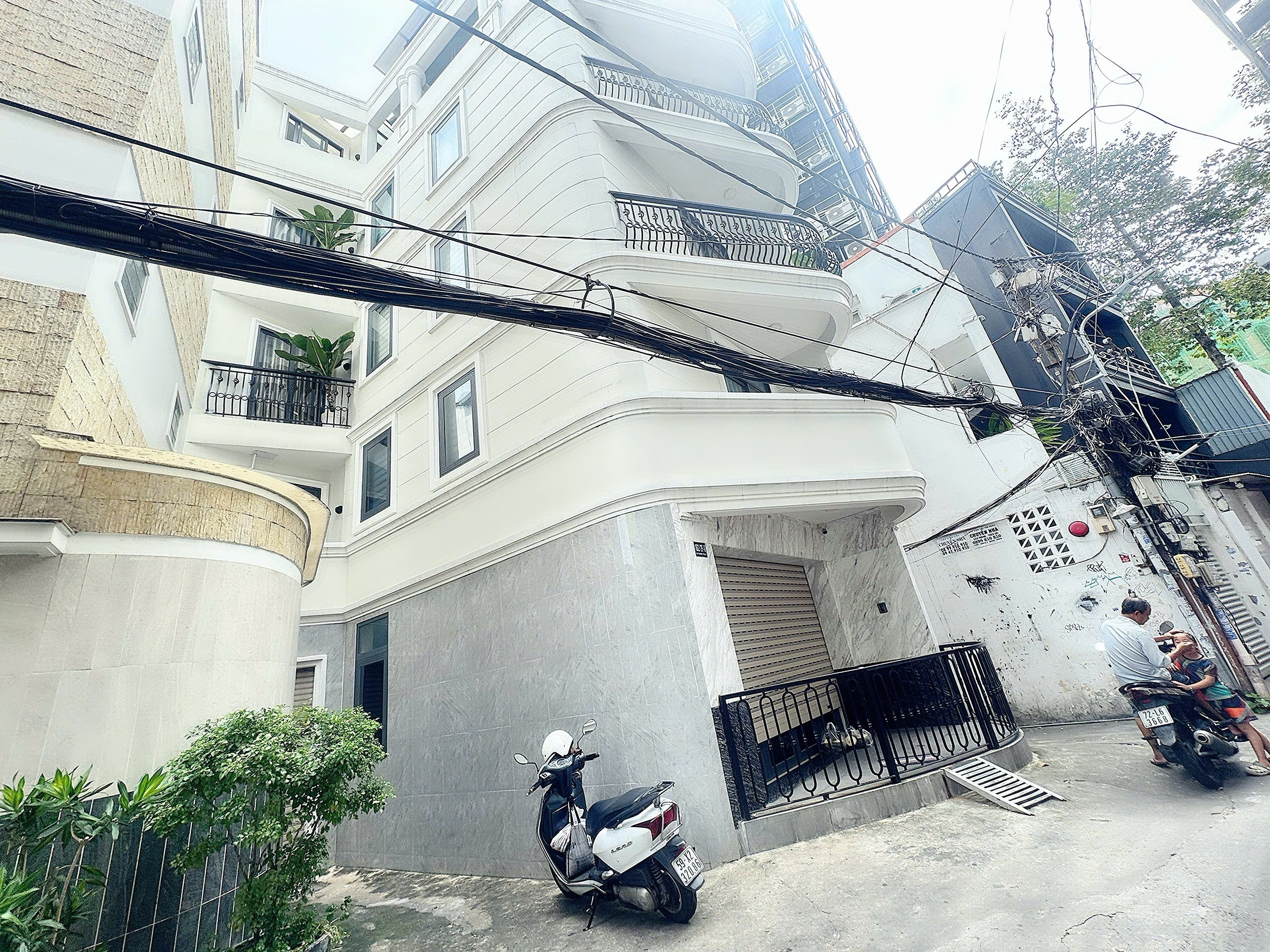 BÁN NHÀ 3 MẶT TIỀN HXH Đ.BÙI THỊ XUÂN, QUẬN 1 - DUY NHẤT NHÀ BÁN GIÁ TỐT TẠI KHU VỰC - DÒNG TIỀN ĐỀU 50TR/TH
