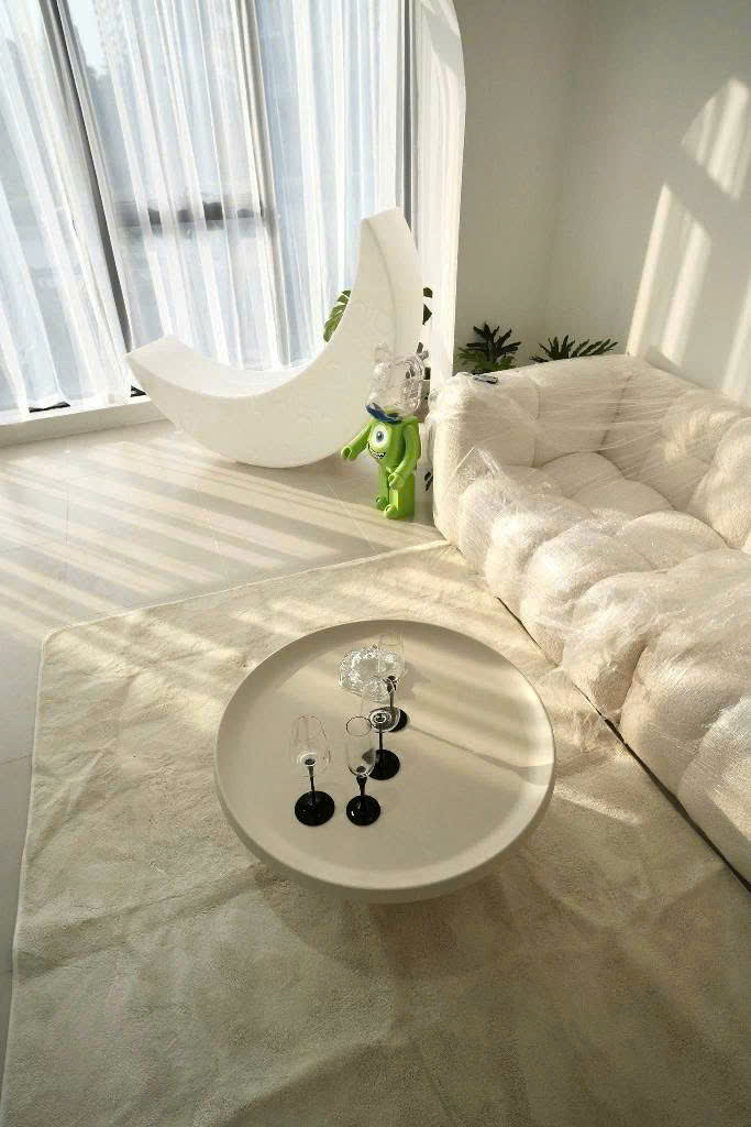 Nhà Bưởi 31m, 6 tầng, nhà mặt phô, đường trước nhà 20m, mới tinh, full nội thất, kinh doanh tốt.