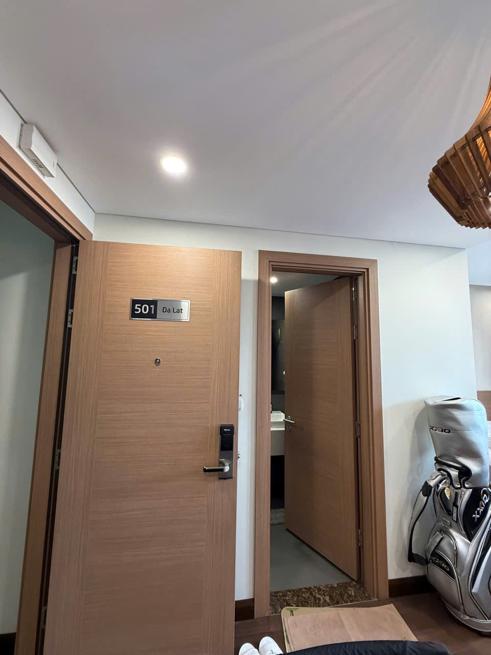 Bán nhà ngõ 19 Liễu Giai Ba Đình – oto tránh – sát phố 100m² x 9 tầng, 2 mặt tiền, mới xây