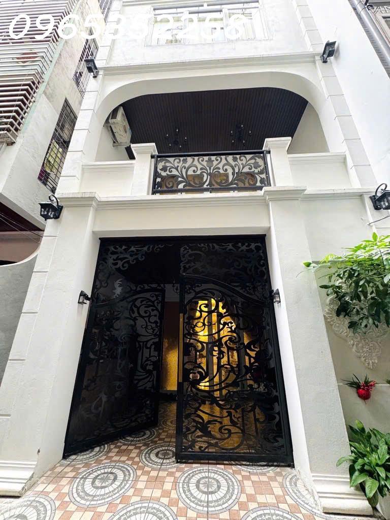 B.ÁN NHÀ ĐƯỜNG BƯỞI - Q.BA ĐÌNH - LÔ GÓC - 73.3M - Ô TÔ ĐỖ CỔNG - Ô TÔ ĐỖ NGÀY ĐÊM - FULL NỘI THẤT ĐẸP - MẶT TIỀN SIÊU
