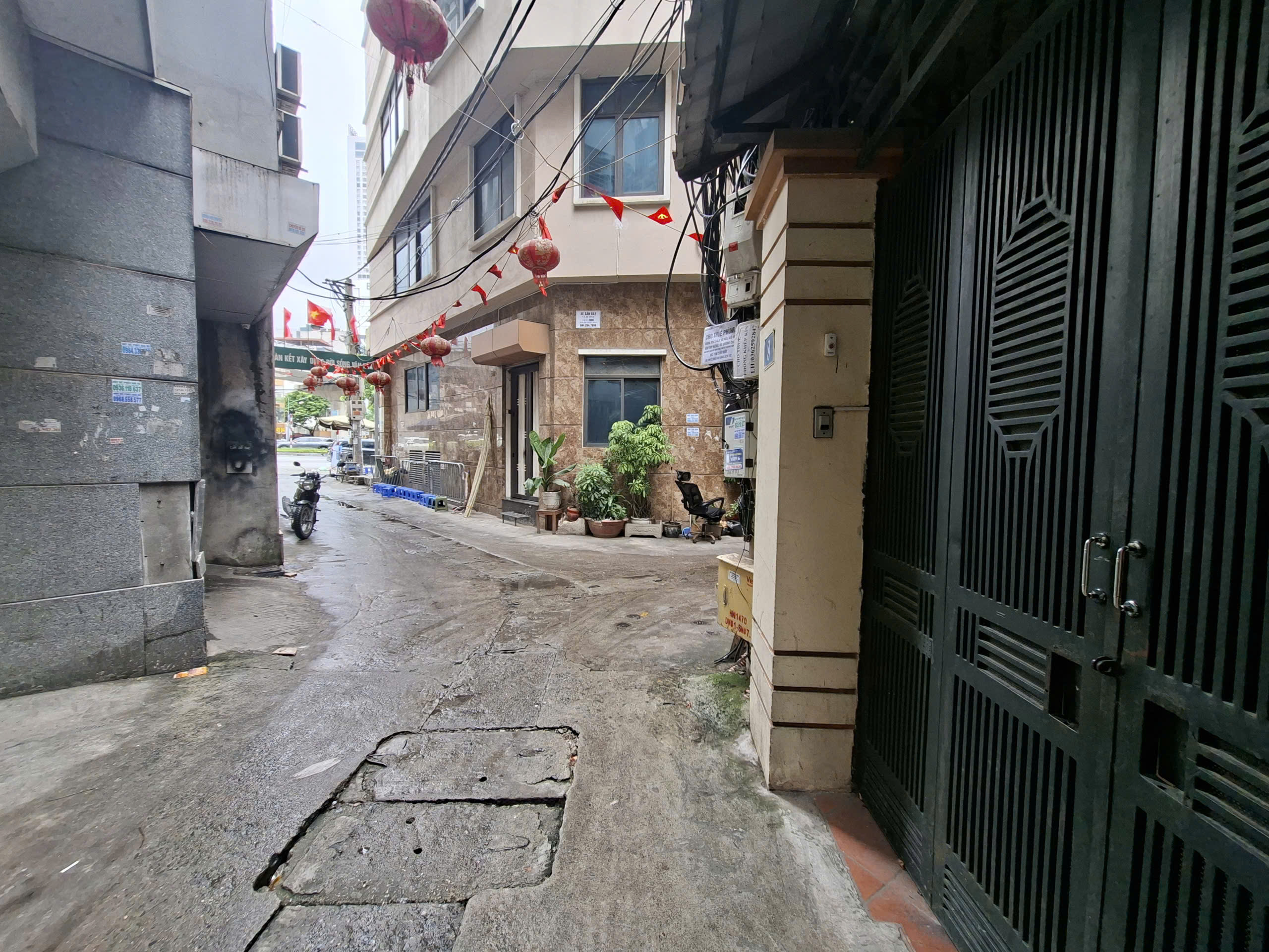 [535] Nhà lô góc mặt ngõ to như phố, mặt tiền 8m, Phố Cầu Giấy vị trí đẹp, ở kết hợp kd đa dạng siêu đỉnh